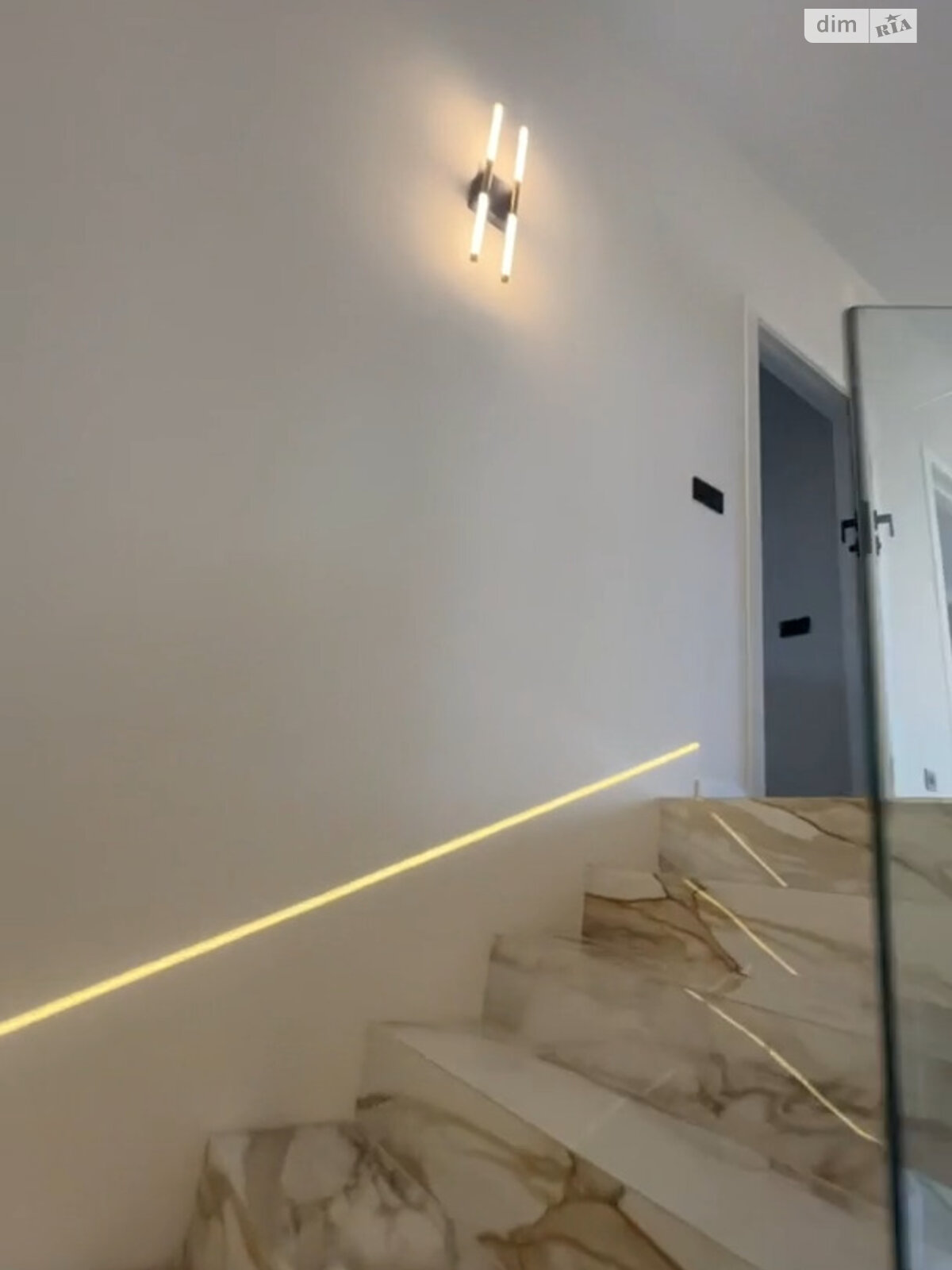 двухэтажный дом, 188 кв. м, кирпич. Продажа в Криховцах фото 1 двухэтажный дом, 188 кв. м, кирпич. Продажа в Криховцах фото 1