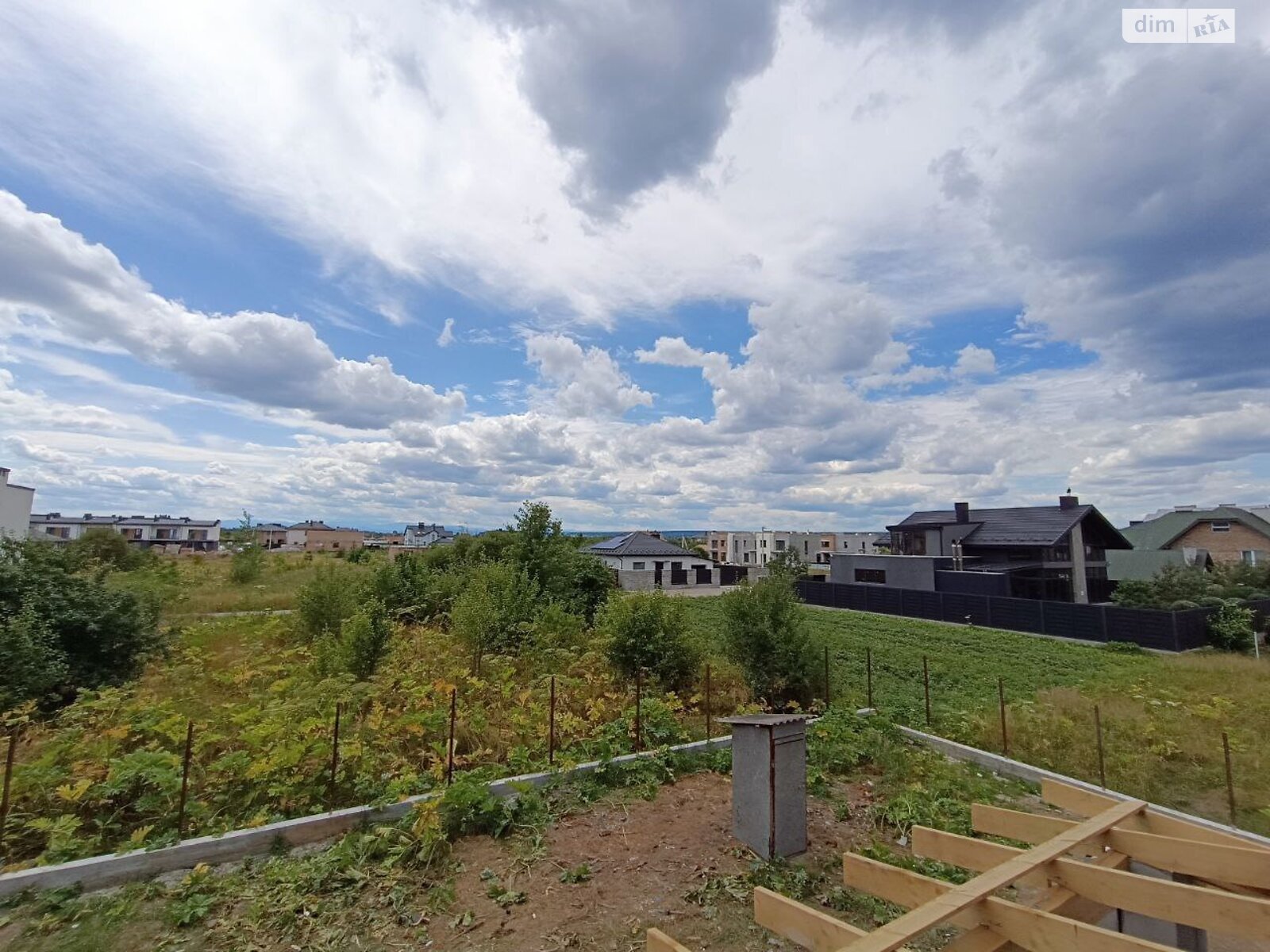 двоповерховий будинок з верандою, 193 кв. м, кирпич. Продаж у Крихівцях фото 1 двоповерховий будинок з верандою, 193 кв. м, кирпич. Продаж у Крихівцях фото 1