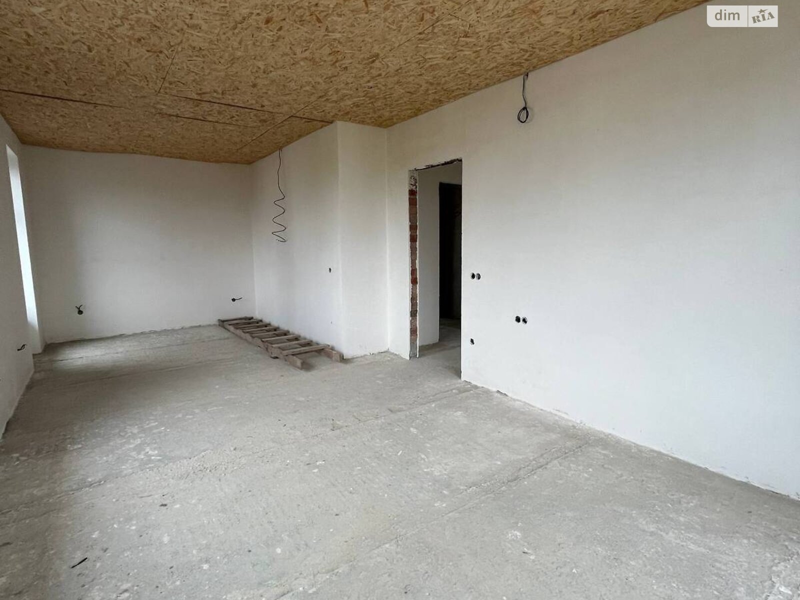 двухэтажный дом с верандой, 160 кв. м, кирпич. Продажа в Криховцах фото 1 двухэтажный дом с верандой, 160 кв. м, кирпич. Продажа в Криховцах фото 1
