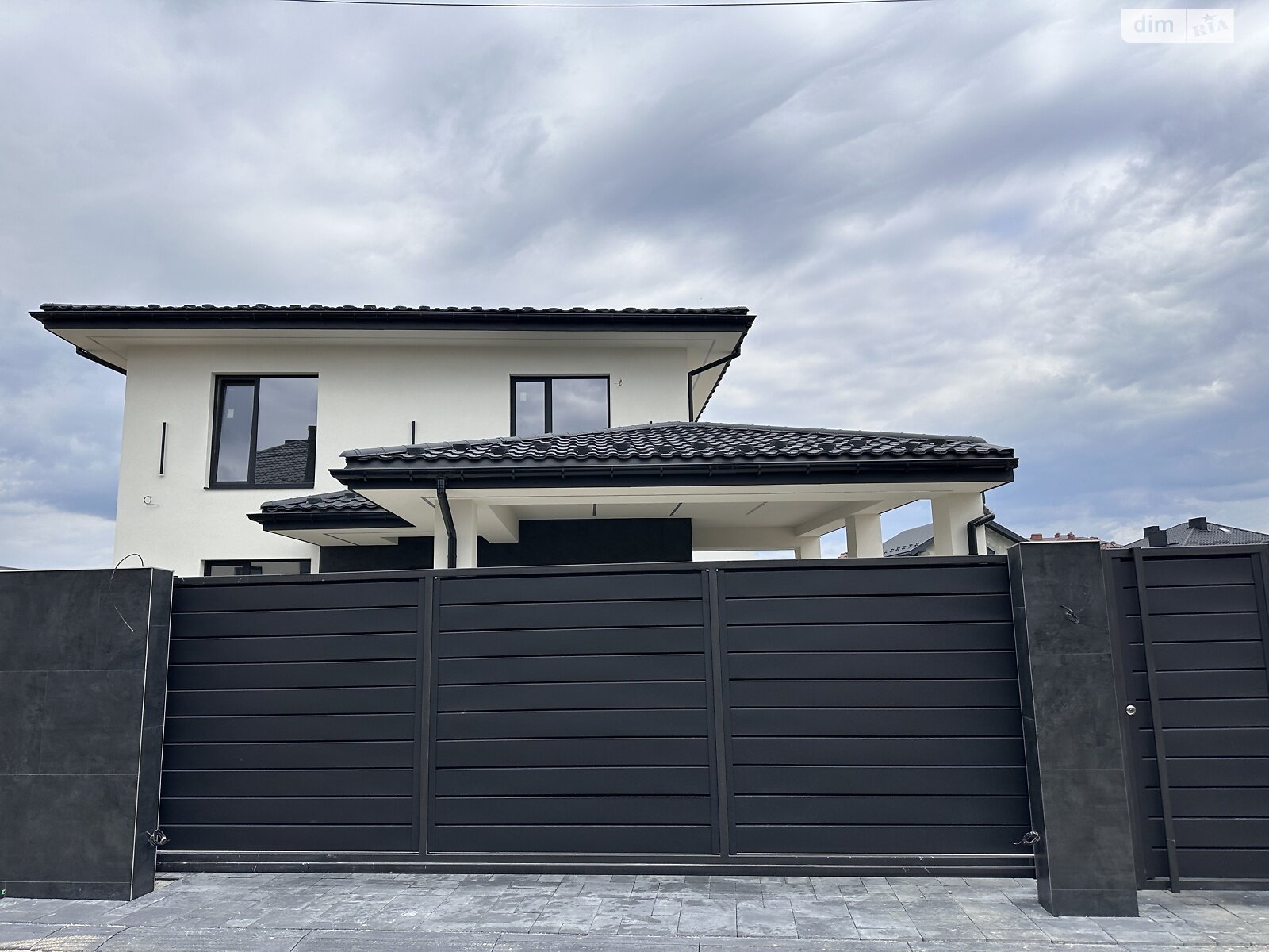 двухэтажный дом, 160 кв. м, кирпич. Продажа в Криховцах фото 1 двухэтажный дом, 160 кв. м, кирпич. Продажа в Криховцах фото 1