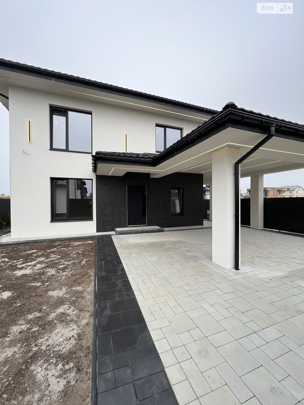 двухэтажный дом с верандой, 160 кв. м, кирпич. Продажа в Криховцах фото 1 двухэтажный дом с верандой, 160 кв. м, кирпич. Продажа в Криховцах фото 1