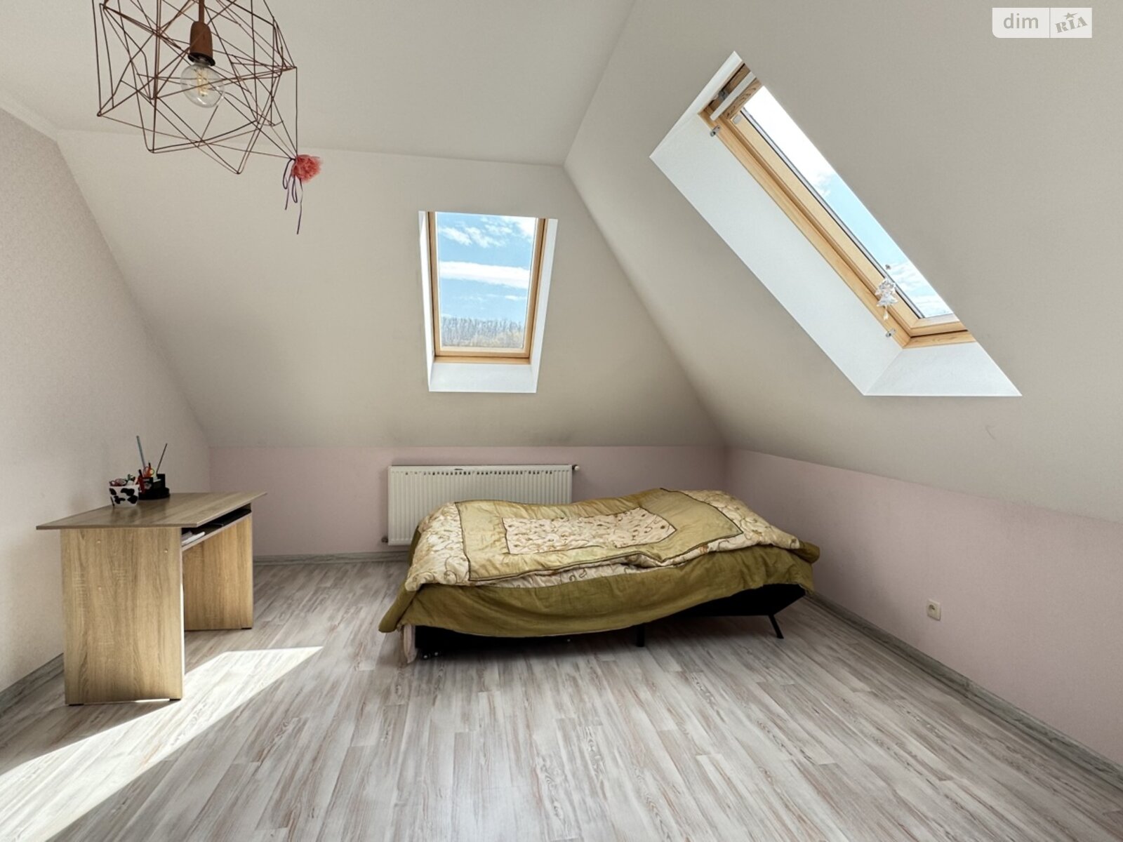 двухэтажный дом с гаражом, 357.6 кв. м, кирпич. Продажа в Крилосе фото 1 двухэтажный дом с гаражом, 357.6 кв. м, кирпич. Продажа в Крилосе фото 1