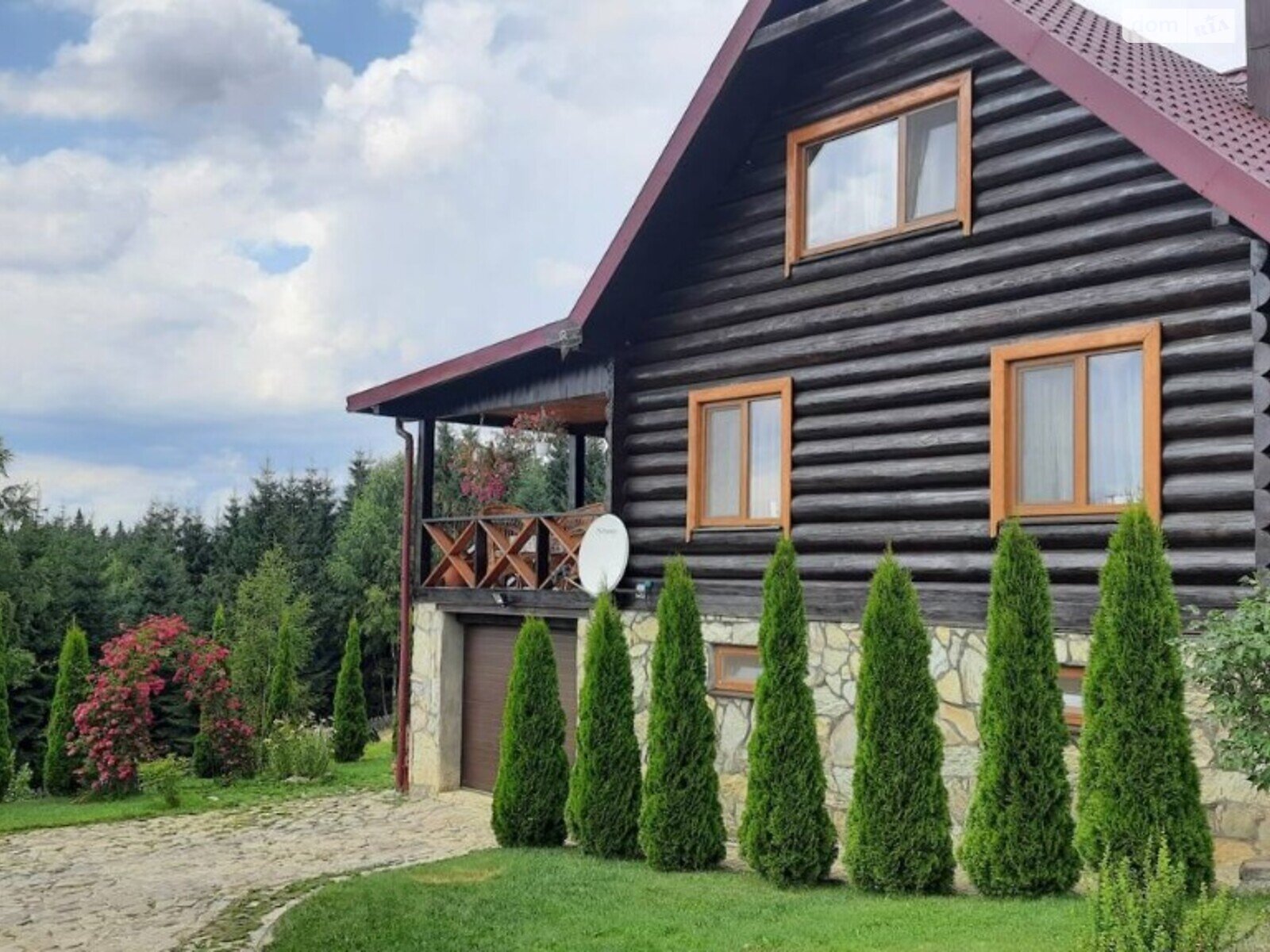 двухэтажный дом с балконом, 280 кв. м, кирпич. Продажа в Кривополье фото 1