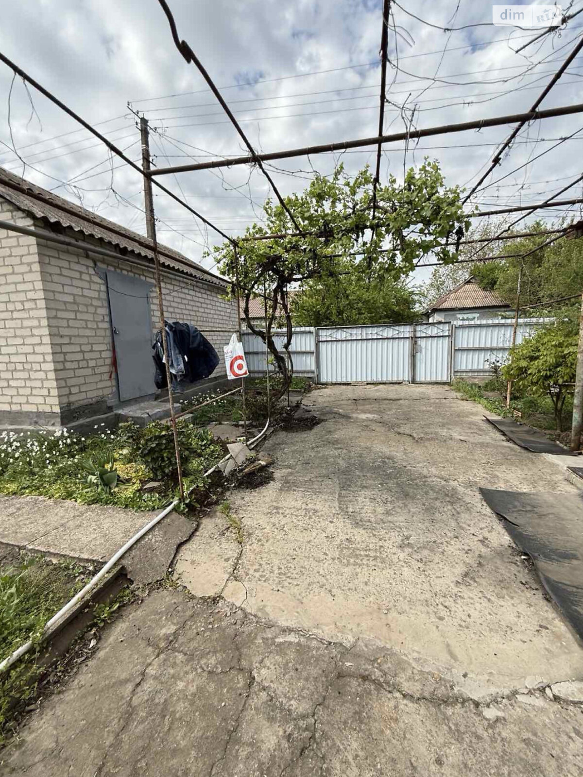 одноповерховий будинок з гаражем, 47 кв. м, цегла. Продаж в Кривому Розі, район Довгинцівський фото 1