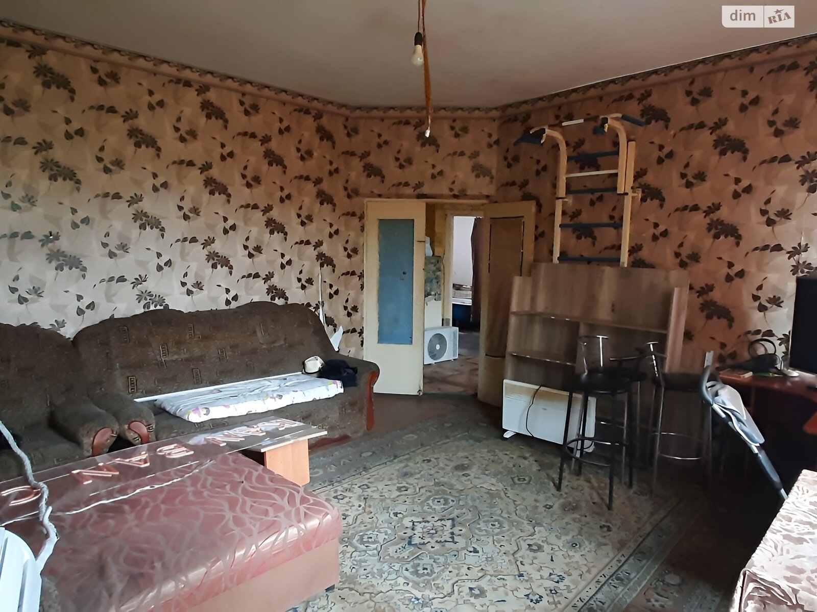 двухэтажный дом с гаражом, 140 кв. м, шлакоблок. Продажа в Кривом Роге район Долгинцевский фото 1 двухэтажный дом с гаражом, 140 кв. м, шлакоблок. Продажа в Кривом Роге район Долгинцевский фото 1
