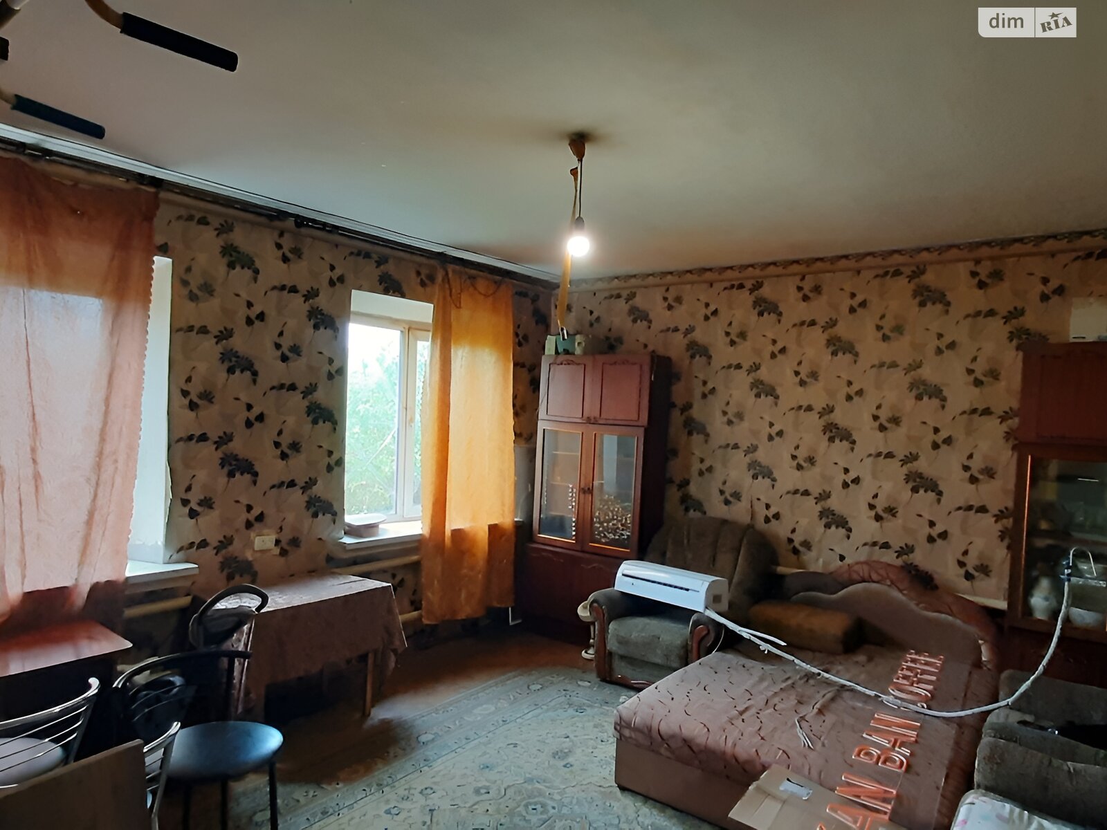 двухэтажный дом с гаражом, 140 кв. м, шлакоблок. Продажа в Кривом Роге район Долгинцевский фото 1 двухэтажный дом с гаражом, 140 кв. м, шлакоблок. Продажа в Кривом Роге район Долгинцевский фото 1