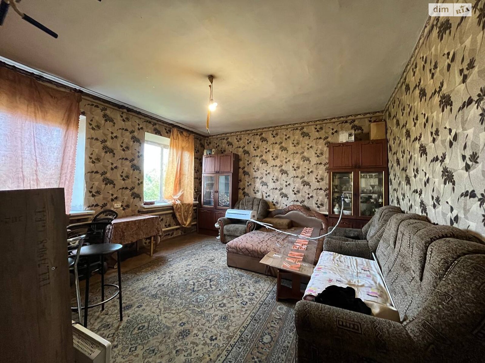 двухэтажный дом с верандой, 140 кв. м, кирпич. Продажа в Кривом Роге район Долгинцевский фото 1 двухэтажный дом с верандой, 140 кв. м, кирпич. Продажа в Кривом Роге район Долгинцевский фото 1