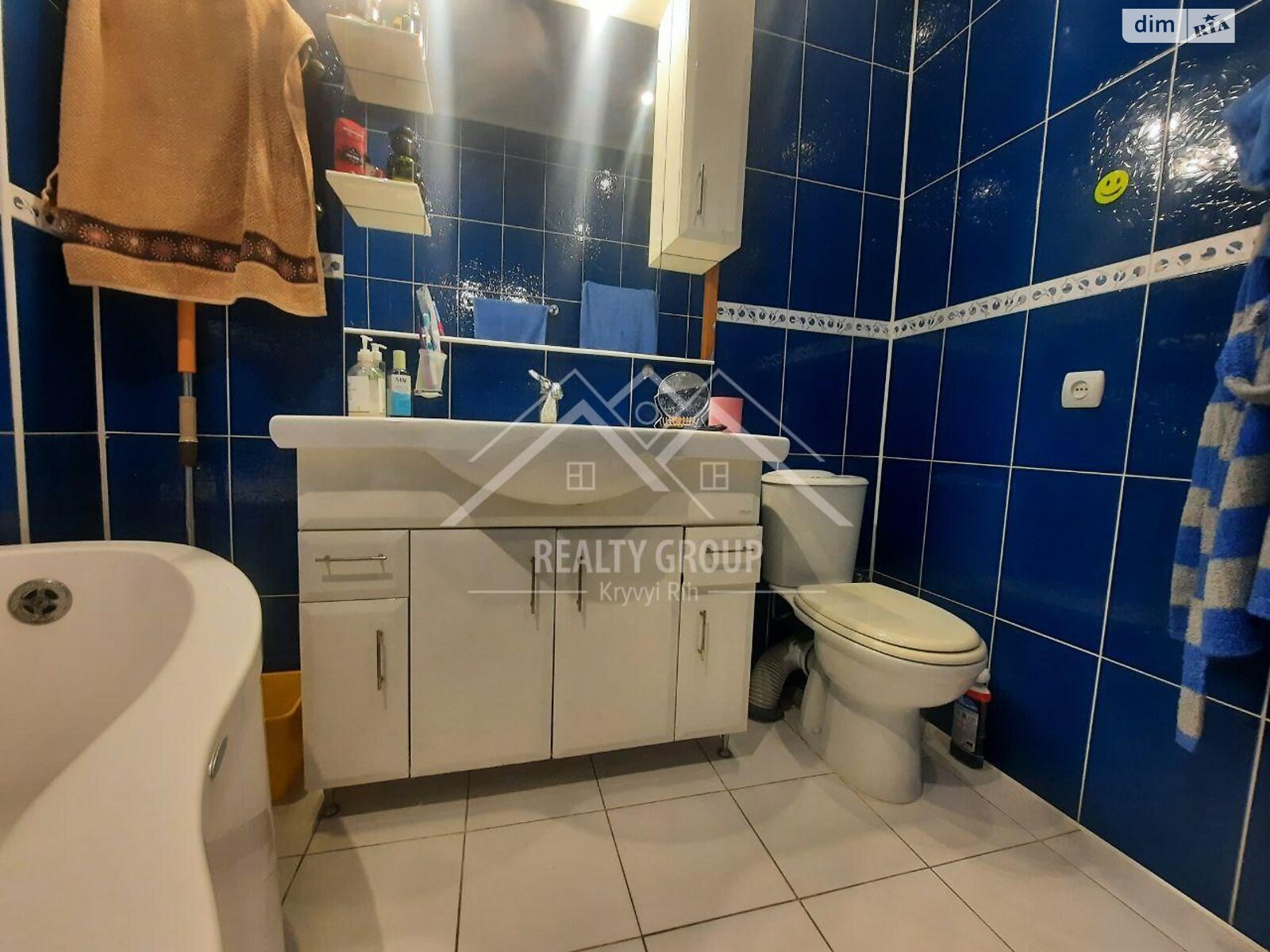 двоповерховий будинок з верандою, 198.7 кв. м, цегла. Продаж в Кривому Розі, район Інгулецький фото 1 двоповерховий будинок з верандою, 198.7 кв. м, цегла. Продаж в Кривому Розі, район Інгулецький фото 1