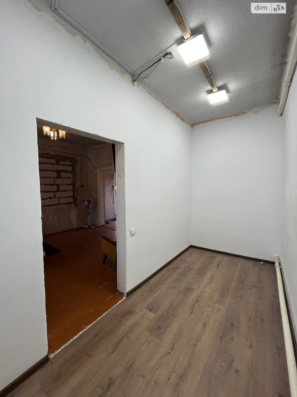 одноповерховий будинок з ремонтом, 47.9 кв. м, цегла. Продаж в Кривому Розі, район Металургійний фото 1