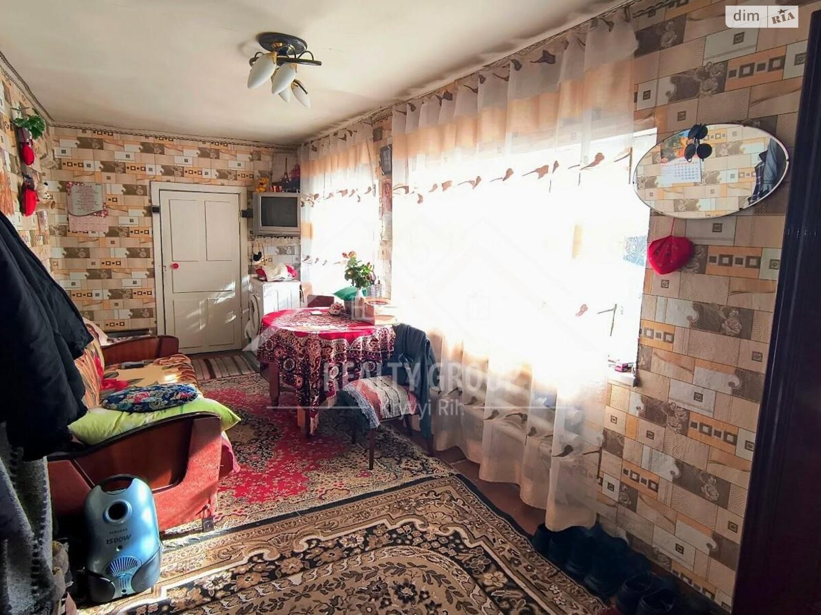 одноэтажный дом с гаражом, 88 кв. м, кирпич. Продажа в Кривом Роге район Покровский фото 1