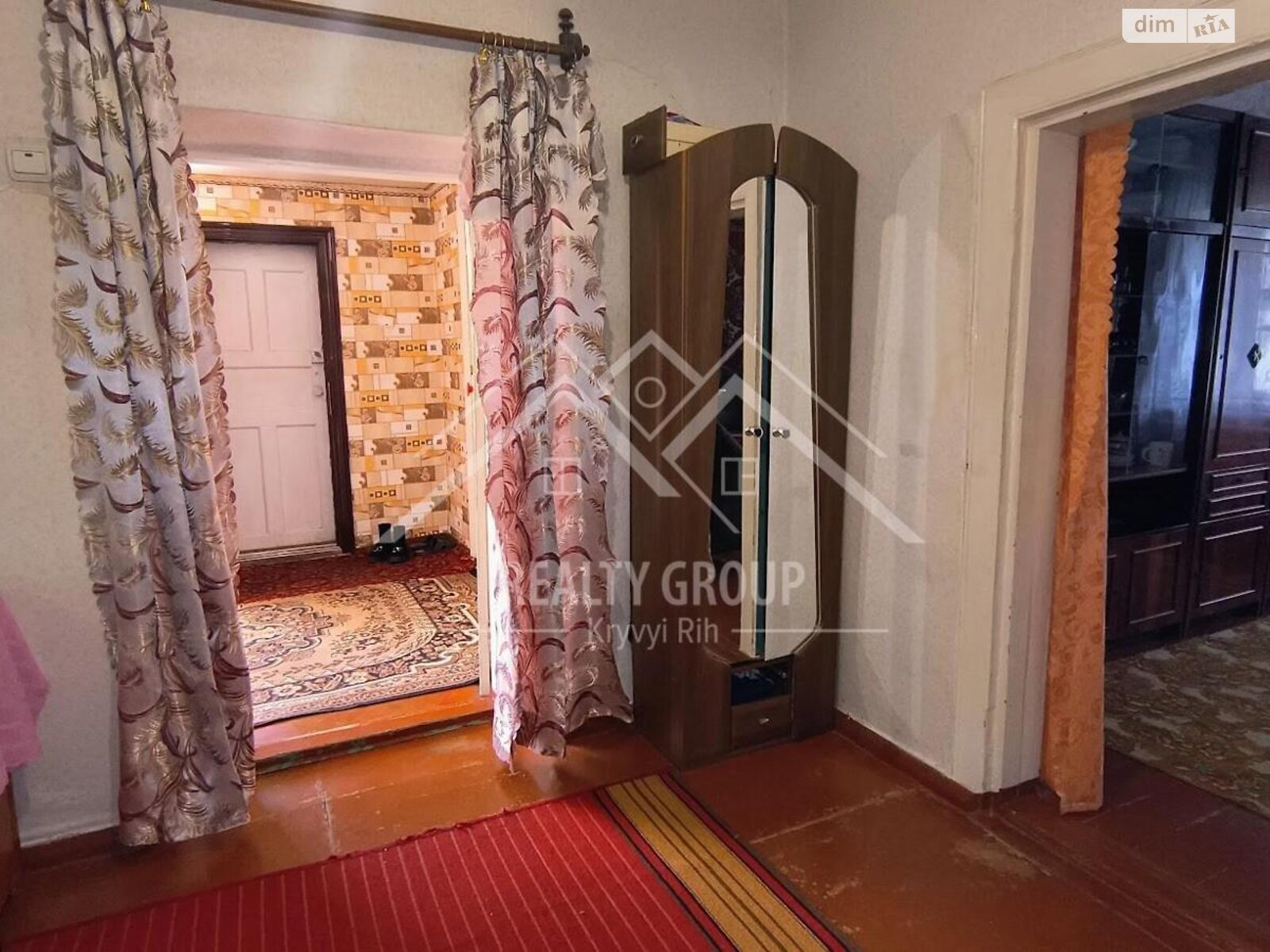 одноэтажный дом с гаражом, 88 кв. м, кирпич. Продажа в Кривом Роге район Покровский фото 1