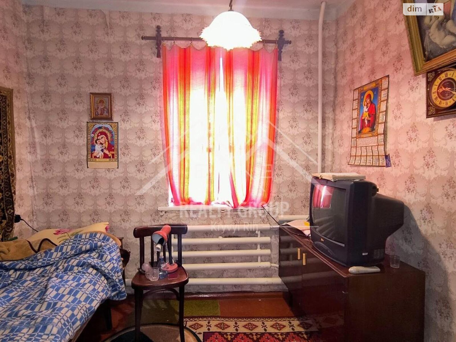 одноэтажный дом с гаражом, 88 кв. м, кирпич. Продажа в Кривом Роге район Покровский фото 1