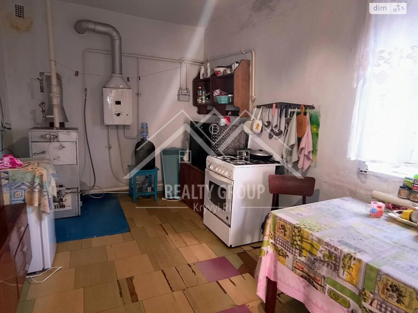 одноэтажный дом с гаражом, 88 кв. м, кирпич. Продажа в Кривом Роге район Покровский фото 1