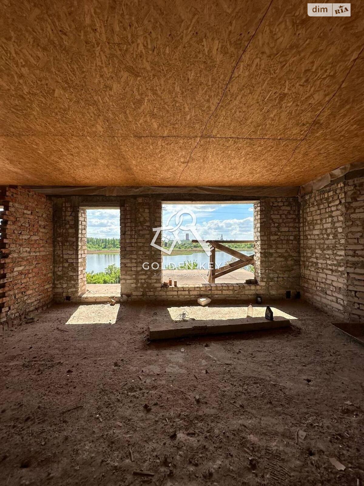 трехэтажный дом, 300 кв. м, монолит. Продажа в Кривом Роге район Саксаганский фото 1 трехэтажный дом, 300 кв. м, монолит. Продажа в Кривом Роге район Саксаганский фото 1