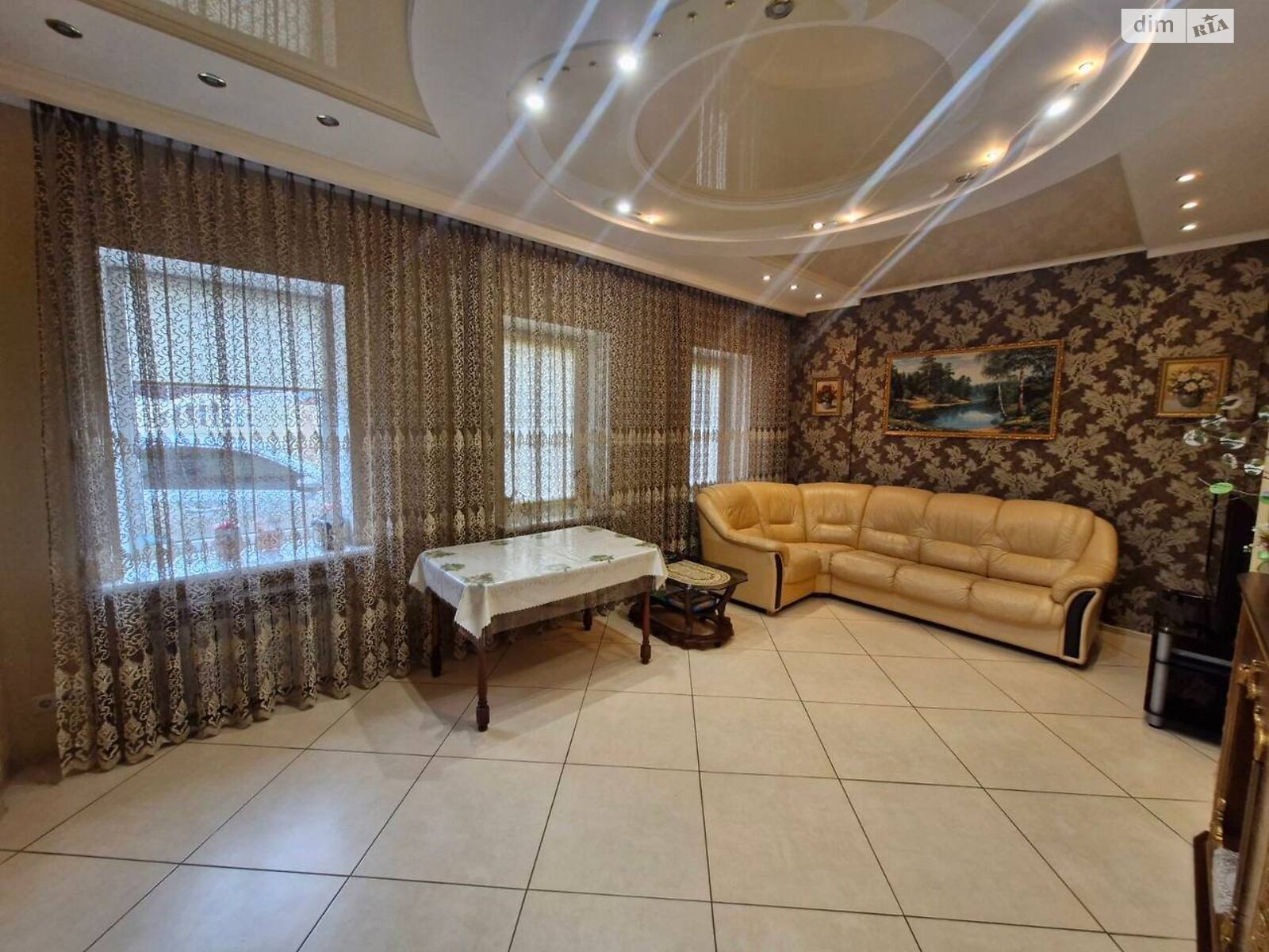 двухэтажный дом с балконом, 150 кв. м, ракушечник (ракушняк). Продажа в Кривом Роге район Саксаганский фото 1 двухэтажный дом с балконом, 150 кв. м, ракушечник (ракушняк). Продажа в Кривом Роге район Саксаганский фото 1