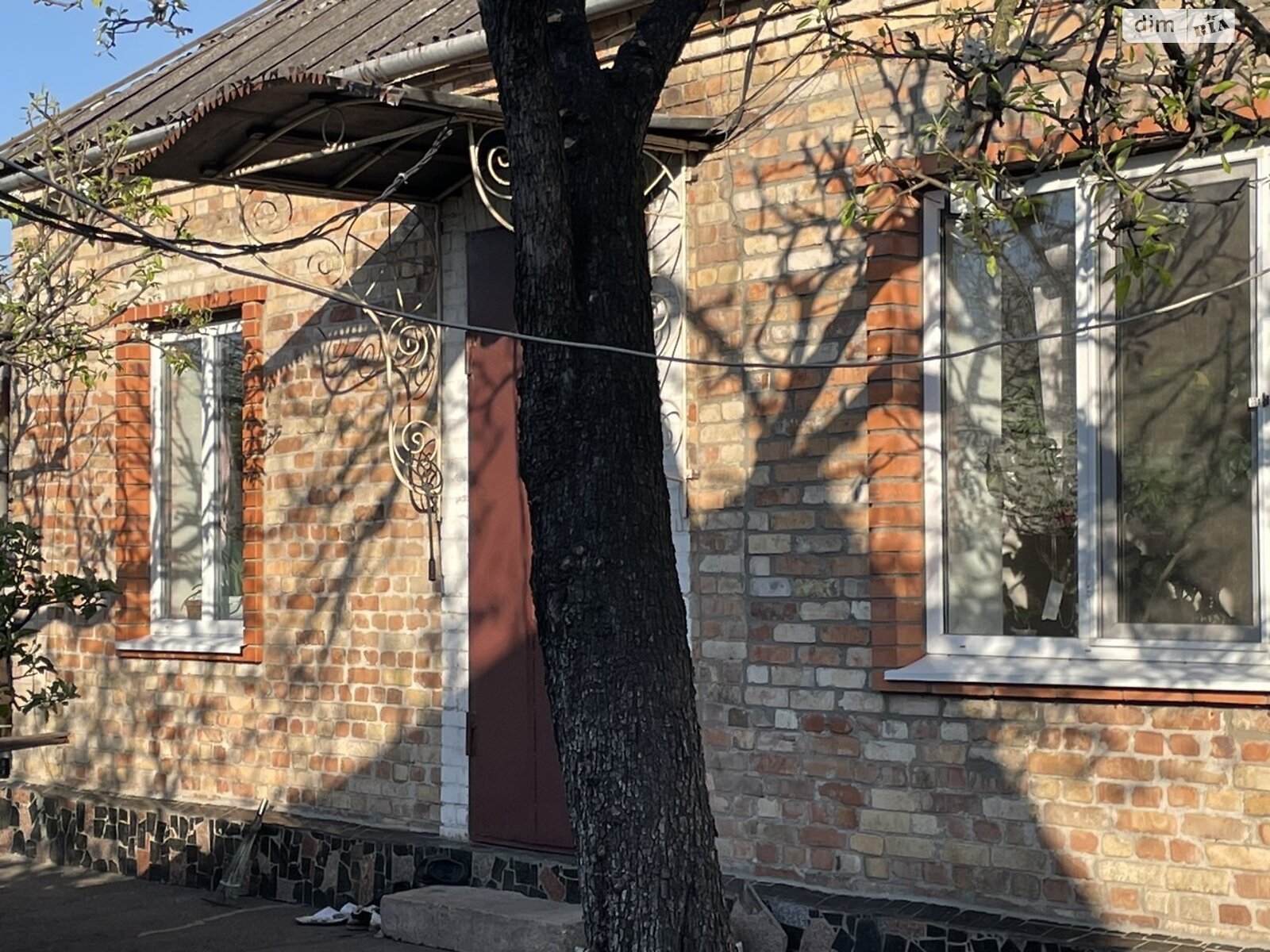 одноэтажный дом с гаражом, 75.2 кв. м, кирпич. Продажа в Кривом Роге район Терновской фото 1 одноэтажный дом с гаражом, 75.2 кв. м, кирпич. Продажа в Кривом Роге район Терновской фото 1