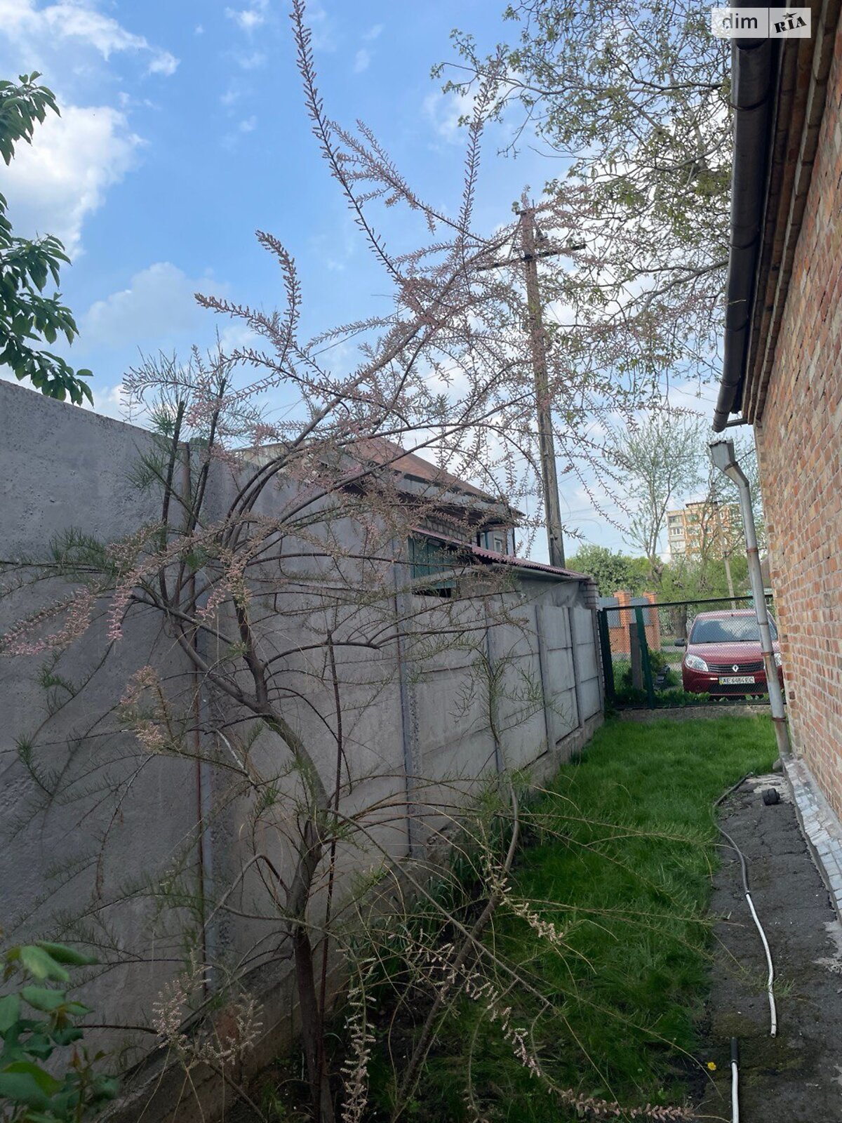 одноэтажный дом с гаражом, 75.2 кв. м, кирпич. Продажа в Кривом Роге район Терновской фото 1 одноэтажный дом с гаражом, 75.2 кв. м, кирпич. Продажа в Кривом Роге район Терновской фото 1