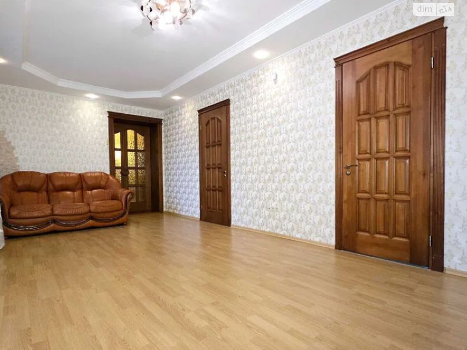 одноповерховий будинок з гаражем, 141.4 кв. м, цегла. Продаж в Кривому Розі, район Тернівський фото 1 одноповерховий будинок з гаражем, 141.4 кв. м, цегла. Продаж в Кривому Розі, район Тернівський фото 1