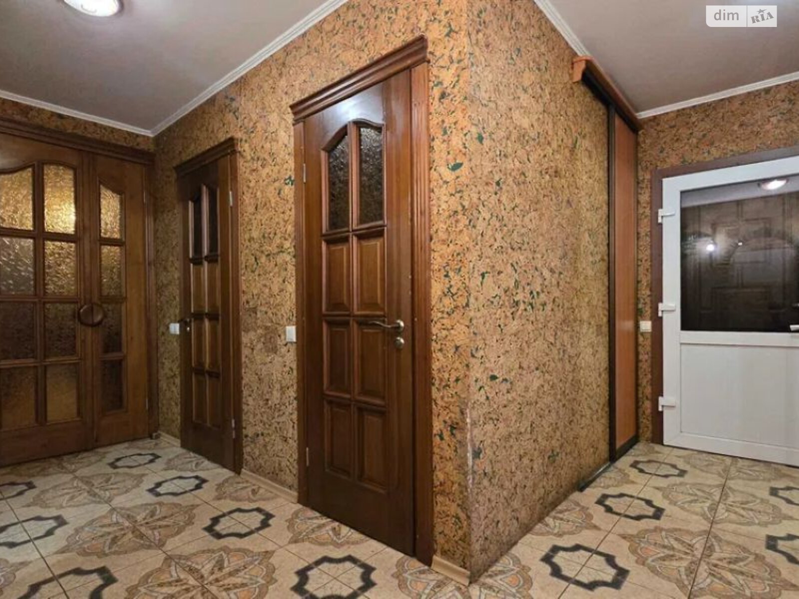 одноповерховий будинок з гаражем, 141.4 кв. м, цегла. Продаж в Кривому Розі, район Тернівський фото 1 одноповерховий будинок з гаражем, 141.4 кв. м, цегла. Продаж в Кривому Розі, район Тернівський фото 1