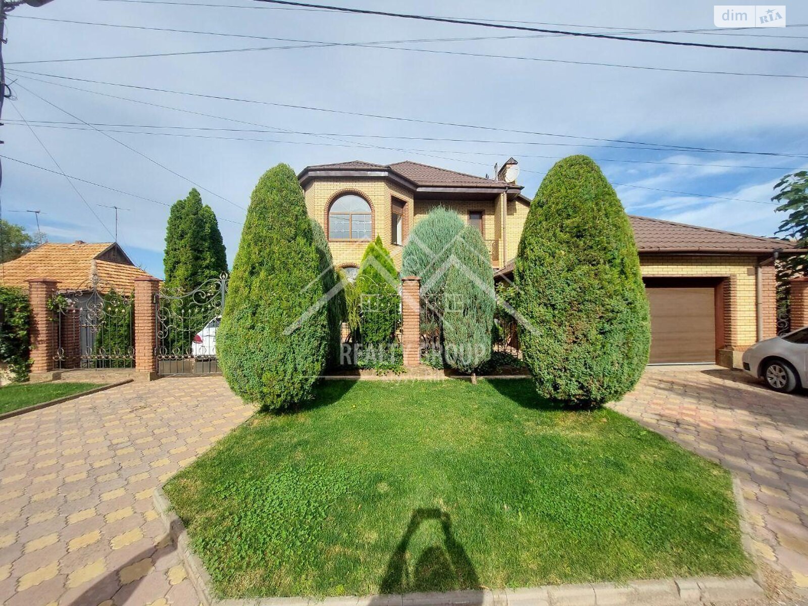 двоповерховий будинок з верандою, 259.3 кв. м, цегла. Продаж в Кривому Розі, район Центрально-Міський фото 1 двоповерховий будинок з верандою, 259.3 кв. м, цегла. Продаж в Кривому Розі, район Центрально-Міський фото 1