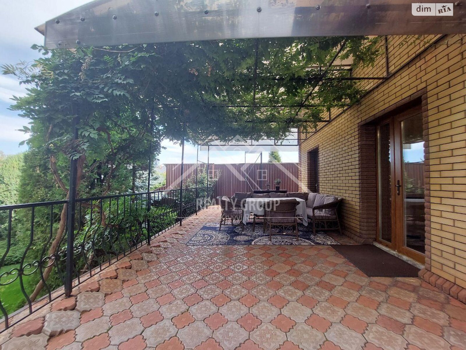 двоповерховий будинок з верандою, 259.3 кв. м, цегла. Продаж в Кривому Розі, район Центрально-Міський фото 1 двоповерховий будинок з верандою, 259.3 кв. м, цегла. Продаж в Кривому Розі, район Центрально-Міський фото 1