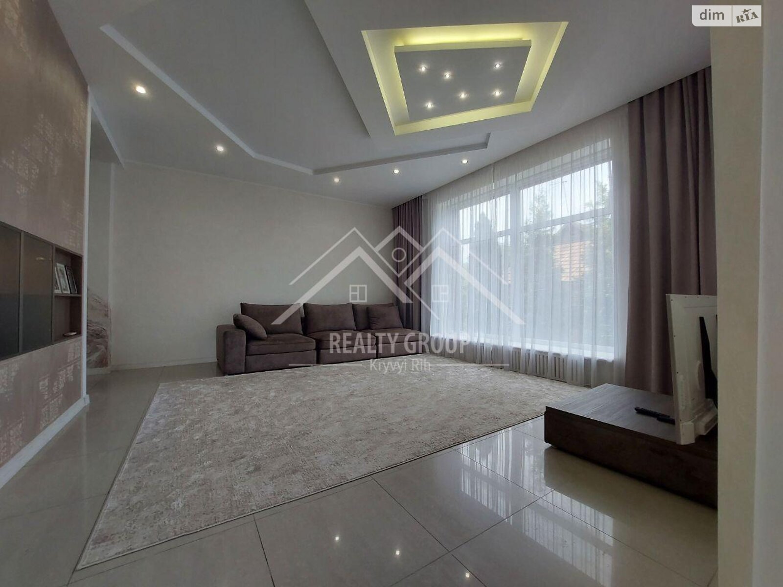 двоповерховий будинок з верандою, 259.3 кв. м, цегла. Продаж в Кривому Розі, район Центрально-Міський фото 1 двоповерховий будинок з верандою, 259.3 кв. м, цегла. Продаж в Кривому Розі, район Центрально-Міський фото 1