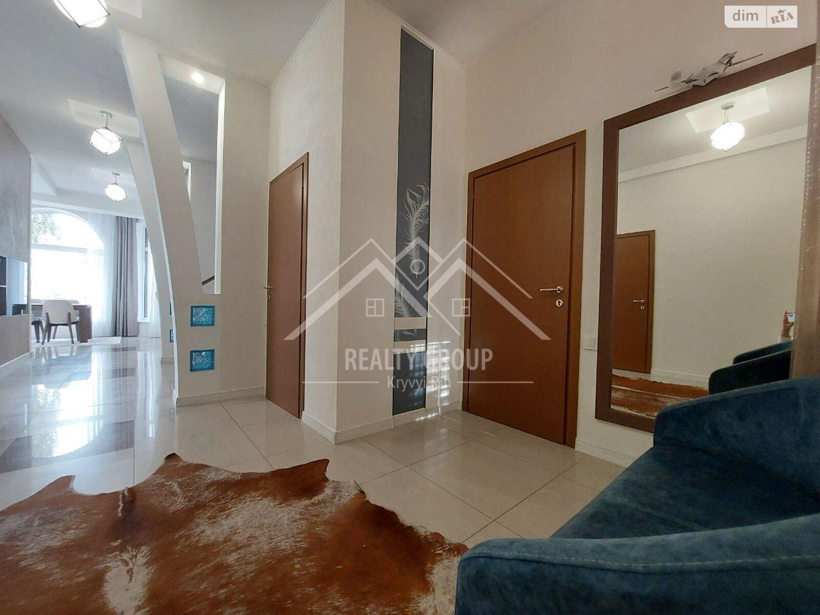 двоповерховий будинок з верандою, 259.3 кв. м, цегла. Продаж в Кривому Розі, район Центрально-Міський фото 1 двоповерховий будинок з верандою, 259.3 кв. м, цегла. Продаж в Кривому Розі, район Центрально-Міський фото 1