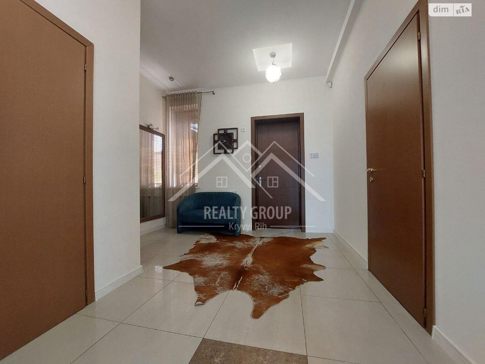 двоповерховий будинок з верандою, 259.3 кв. м, цегла. Продаж в Кривому Розі, район Центрально-Міський фото 1 двоповерховий будинок з верандою, 259.3 кв. м, цегла. Продаж в Кривому Розі, район Центрально-Міський фото 1