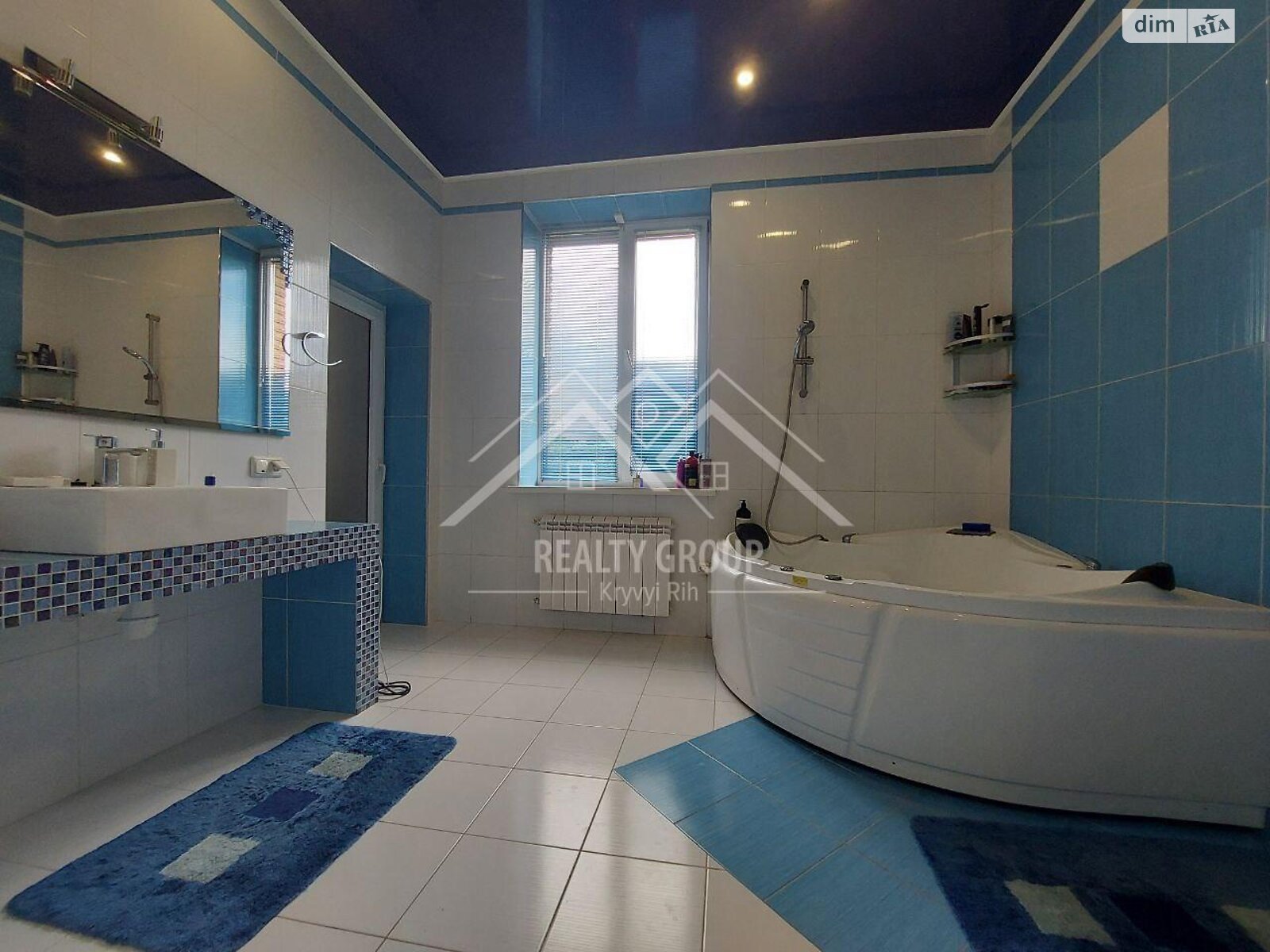 двоповерховий будинок з верандою, 259.3 кв. м, цегла. Продаж в Кривому Розі, район Центрально-Міський фото 1 двоповерховий будинок з верандою, 259.3 кв. м, цегла. Продаж в Кривому Розі, район Центрально-Міський фото 1