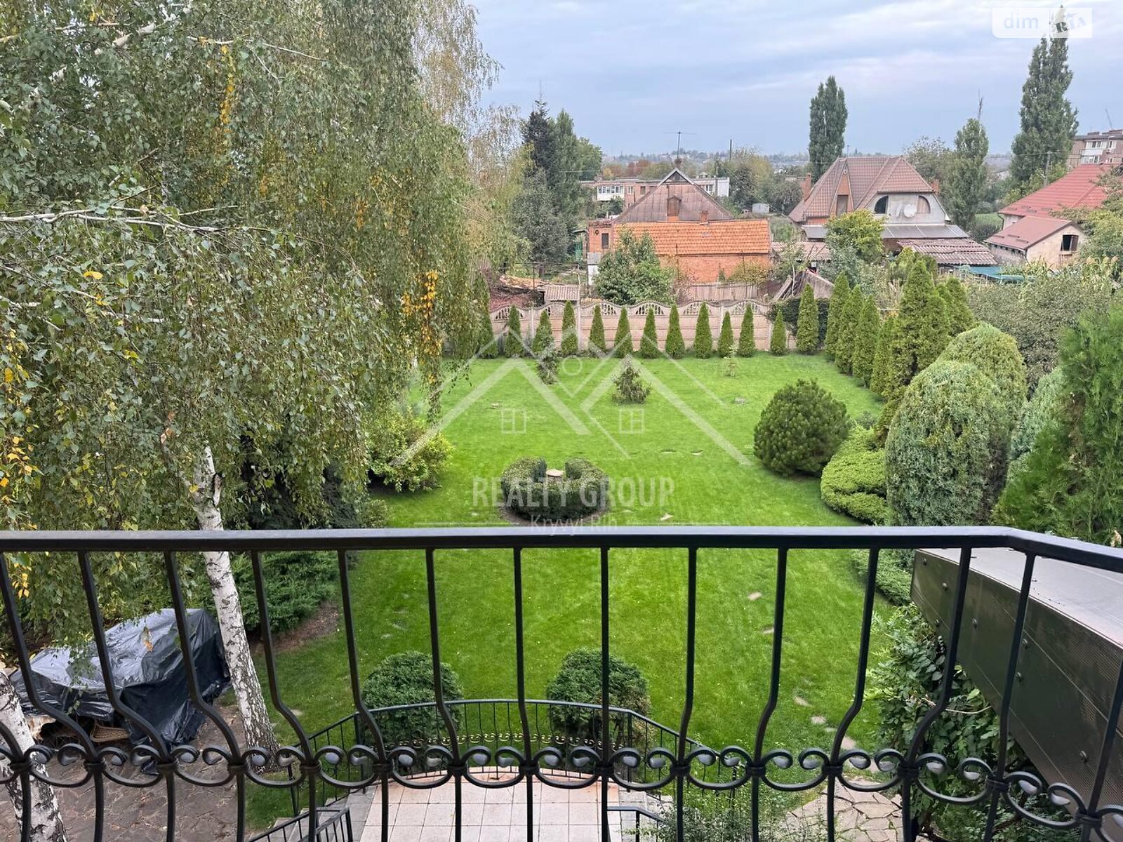 двоповерховий будинок з верандою, 259.3 кв. м, цегла. Продаж в Кривому Розі, район Центрально-Міський фото 1 двоповерховий будинок з верандою, 259.3 кв. м, цегла. Продаж в Кривому Розі, район Центрально-Міський фото 1