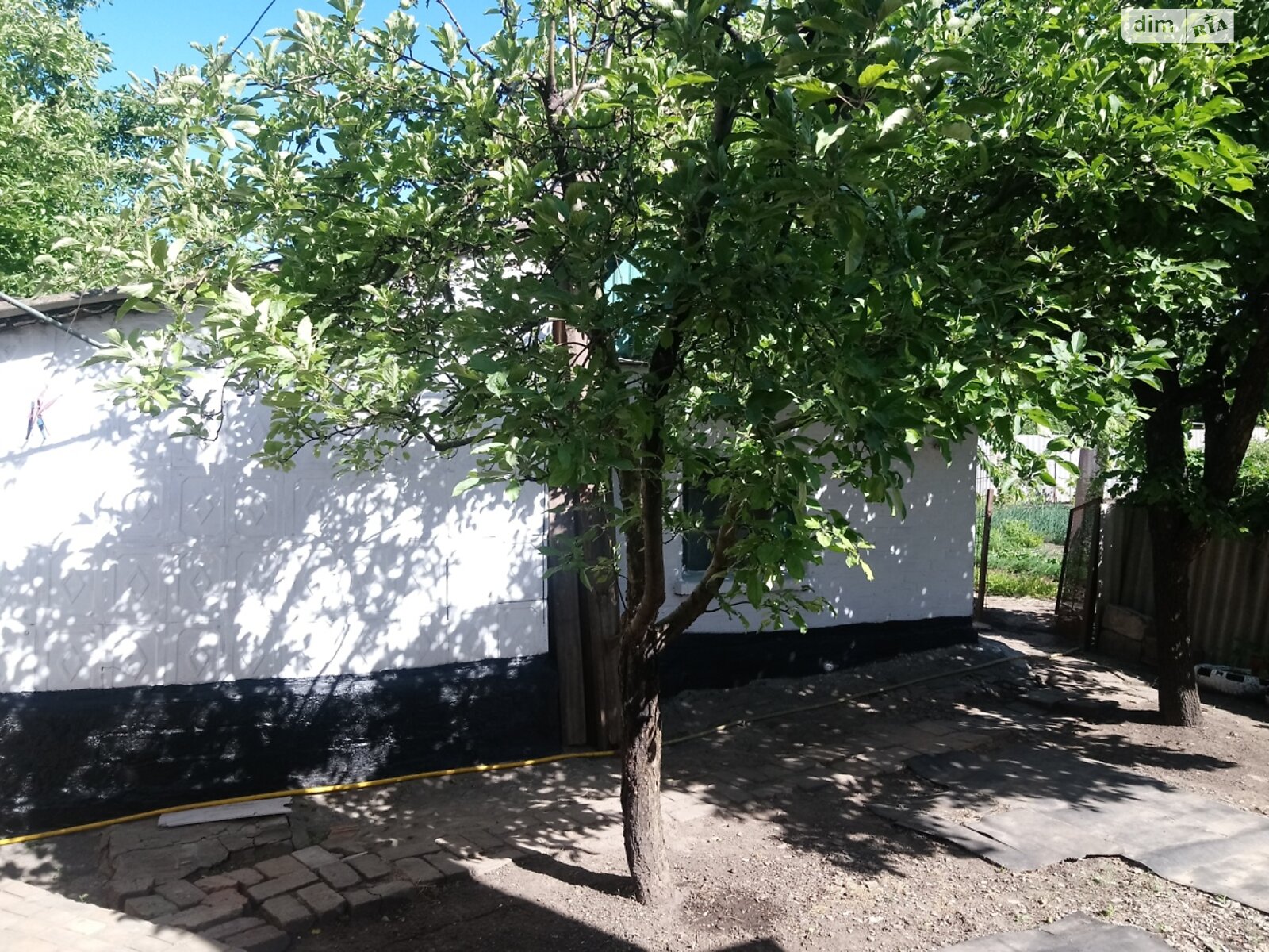 одноповерховий будинок з гаражем, 74 кв. м, монолитно-кирпичный. Продаж в Кривому Розі, район Центрально-Міський фото 1 одноповерховий будинок з гаражем, 74 кв. м, монолитно-кирпичный. Продаж в Кривому Розі, район Центрально-Міський фото 1