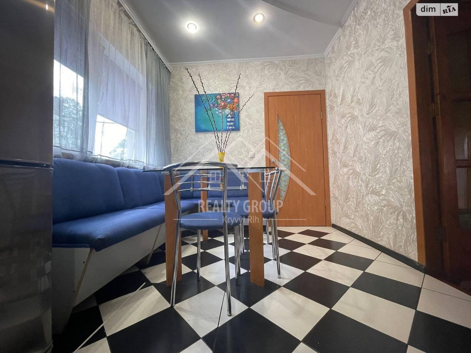 двухэтажный дом с гаражом, 106.6 кв. м, кирпич. Продажа в Кривом Роге район Центрально-Городской фото 1 двухэтажный дом с гаражом, 106.6 кв. м, кирпич. Продажа в Кривом Роге район Центрально-Городской фото 1