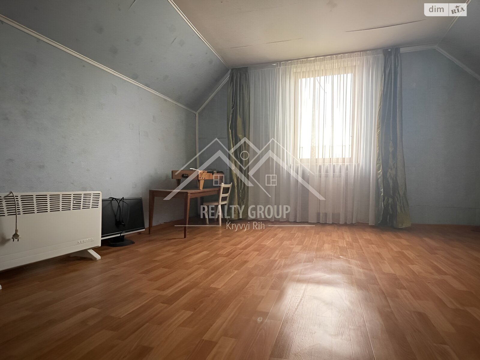 двухэтажный дом с гаражом, 106.6 кв. м, кирпич. Продажа в Кривом Роге район Центрально-Городской фото 1 двухэтажный дом с гаражом, 106.6 кв. м, кирпич. Продажа в Кривом Роге район Центрально-Городской фото 1