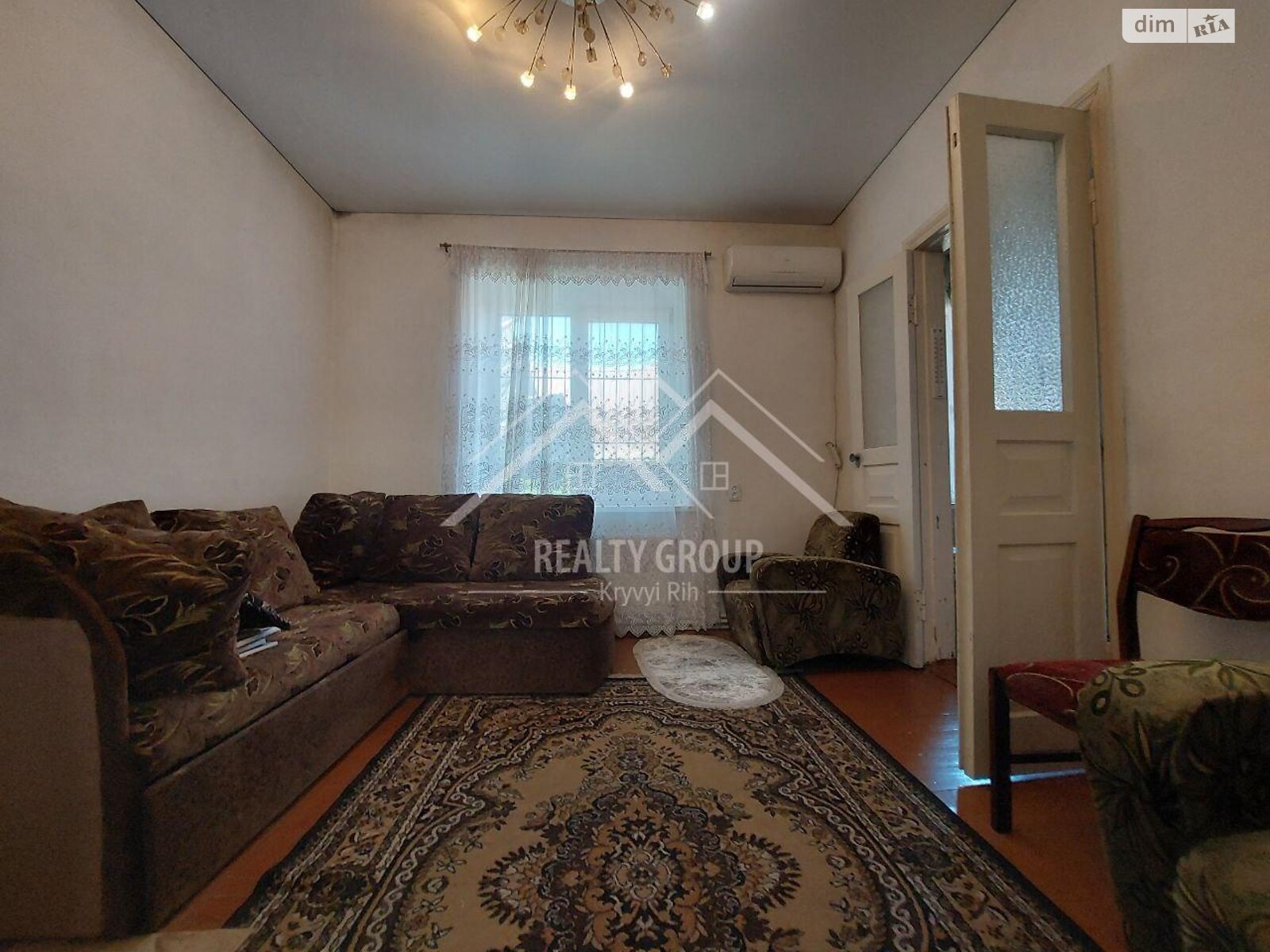 одноповерховий будинок з гаражем, 60 кв. м, цегла. Продаж в Кривому Розі, район Центрально-Міський фото 1 одноповерховий будинок з гаражем, 60 кв. м, цегла. Продаж в Кривому Розі, район Центрально-Міський фото 1