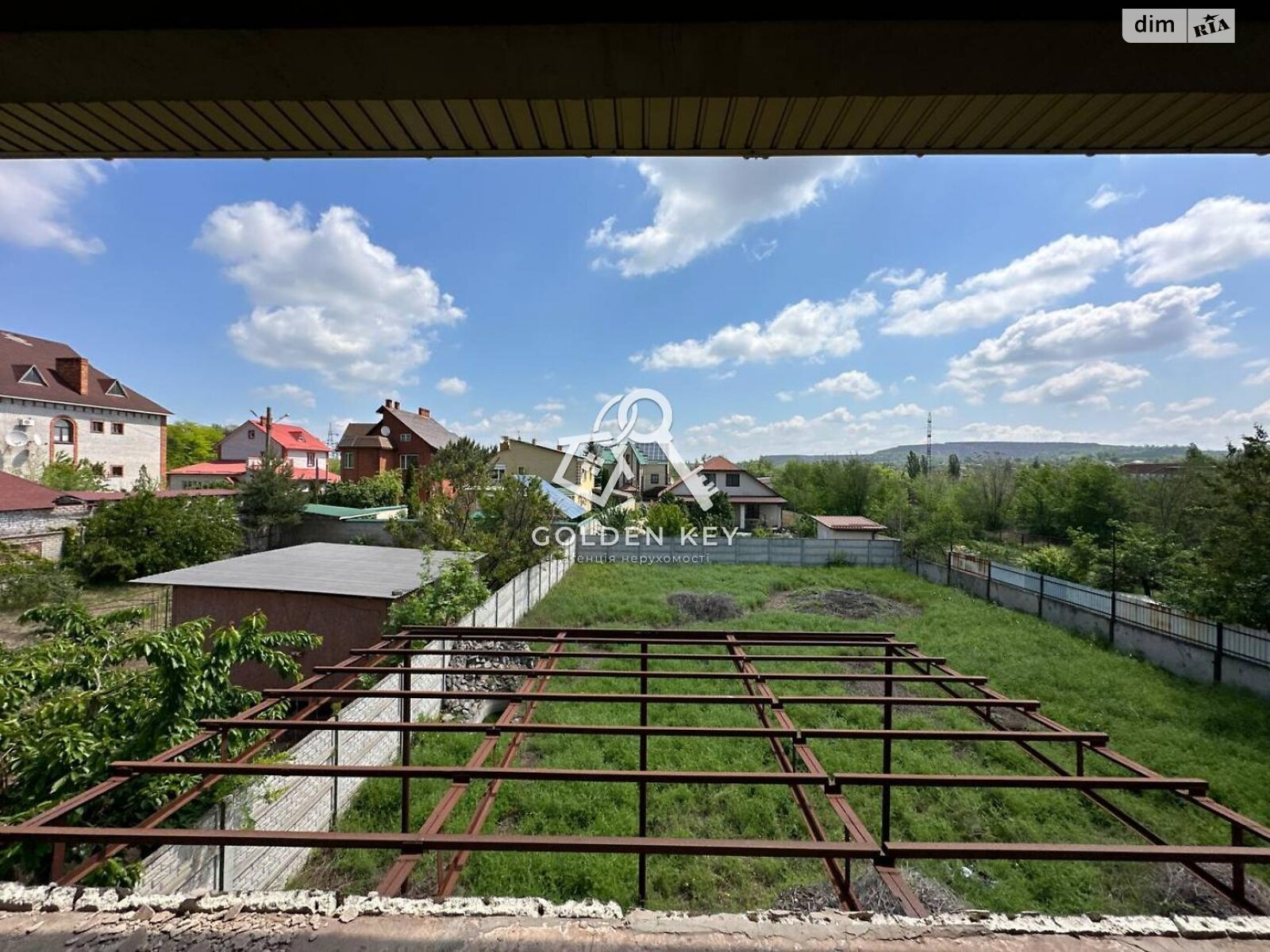 двоповерховий будинок з гаражем, 332 кв. м, шлакоблок. Продаж в Кривому Розі, район Центрально-Міський фото 1 двоповерховий будинок з гаражем, 332 кв. м, шлакоблок. Продаж в Кривому Розі, район Центрально-Міський фото 1