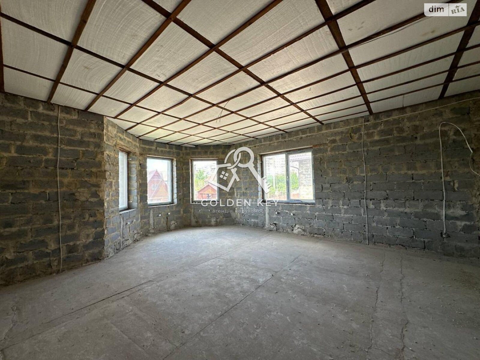 двоповерховий будинок з гаражем, 332 кв. м, шлакоблок. Продаж в Кривому Розі, район Центрально-Міський фото 1 двоповерховий будинок з гаражем, 332 кв. м, шлакоблок. Продаж в Кривому Розі, район Центрально-Міський фото 1