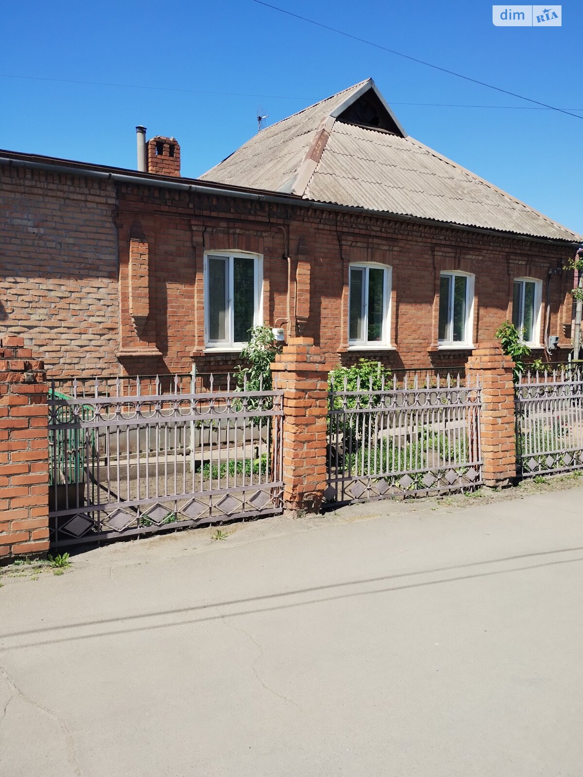 одноповерховий будинок з верандою, 100 кв. м, цегла. Продаж в Кривому Розі, район Центрально-Міський фото 1 одноповерховий будинок з верандою, 100 кв. м, цегла. Продаж в Кривому Розі, район Центрально-Міський фото 1