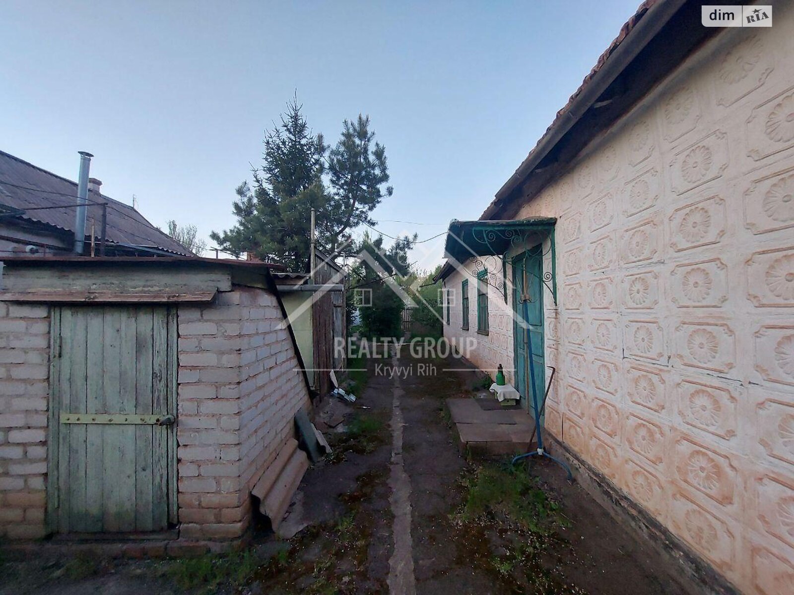 одноэтажный дом с отоплением, 53.7 кв. м, глинобитный. Продажа в Кривом Роге район Центрально-Городской фото 1 одноэтажный дом с отоплением, 53.7 кв. м, глинобитный. Продажа в Кривом Роге район Центрально-Городской фото 1