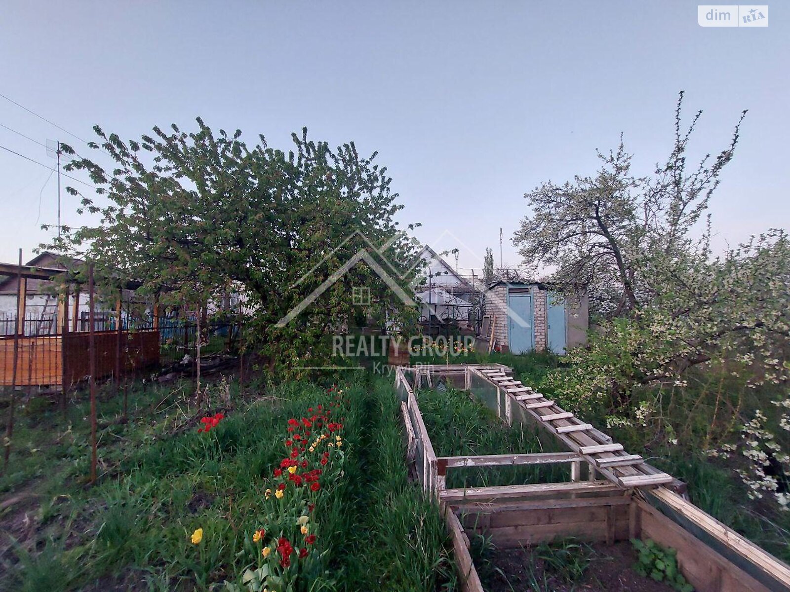 одноэтажный дом с отоплением, 53.7 кв. м, глинобитный. Продажа в Кривом Роге район Центрально-Городской фото 1 одноэтажный дом с отоплением, 53.7 кв. м, глинобитный. Продажа в Кривом Роге район Центрально-Городской фото 1