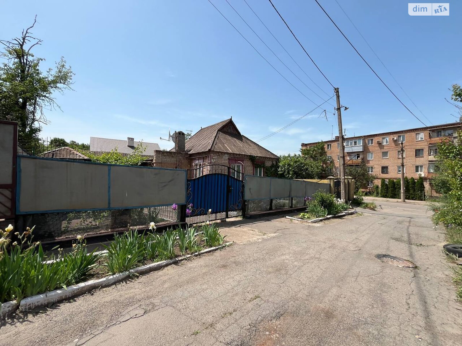 одноэтажный дом с верандой, 62 кв. м, кирпич. Продажа в Кривом Роге район Центрально-Городской фото 1 одноэтажный дом с верандой, 62 кв. м, кирпич. Продажа в Кривом Роге район Центрально-Городской фото 1