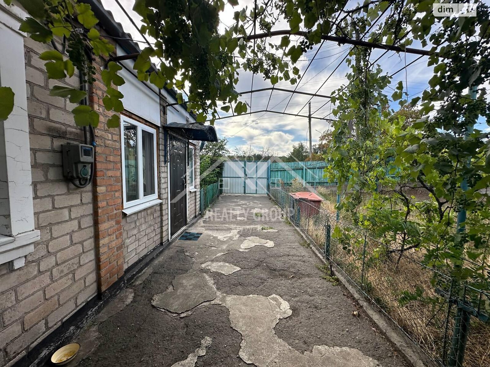 одноповерховий будинок з гаражем, 55.8 кв. м, цегла. Продаж в Кривому Розі, район Центрально-Міський фото 1 одноповерховий будинок з гаражем, 55.8 кв. м, цегла. Продаж в Кривому Розі, район Центрально-Міський фото 1