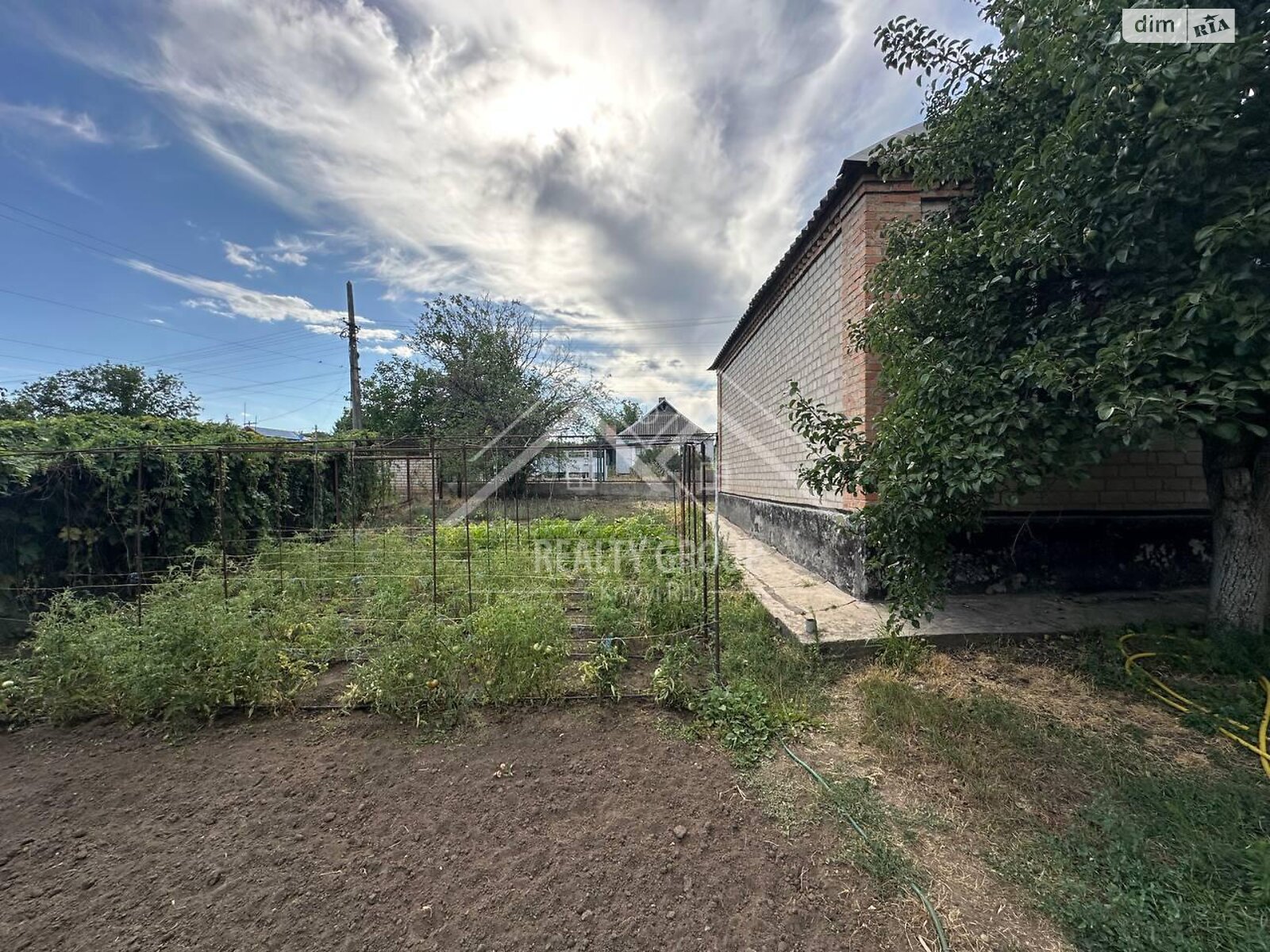 одноповерховий будинок з гаражем, 55.8 кв. м, цегла. Продаж в Кривому Розі, район Центрально-Міський фото 1 одноповерховий будинок з гаражем, 55.8 кв. м, цегла. Продаж в Кривому Розі, район Центрально-Міський фото 1