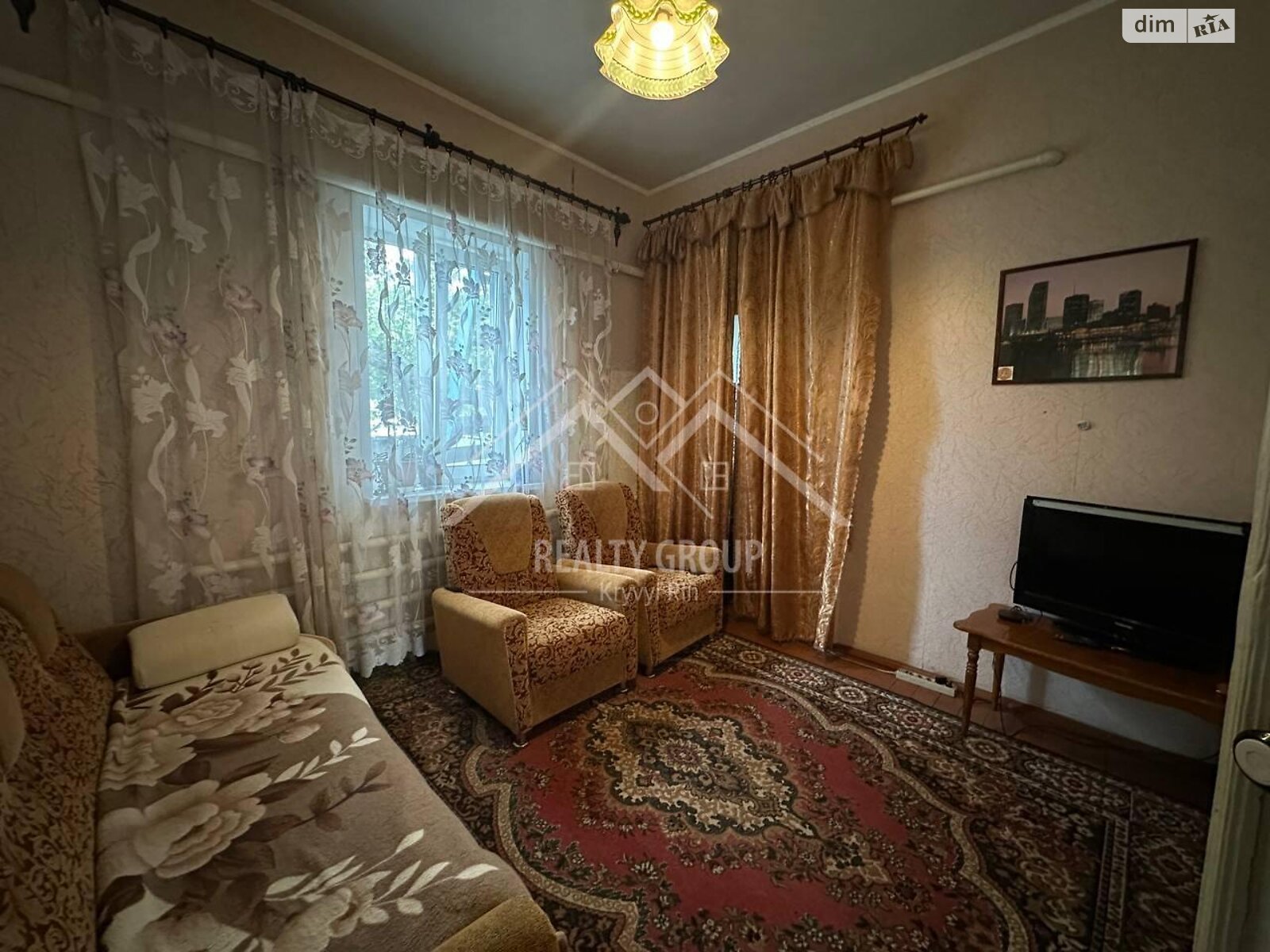 одноповерховий будинок з гаражем, 55.8 кв. м, цегла. Продаж в Кривому Розі, район Центрально-Міський фото 1 одноповерховий будинок з гаражем, 55.8 кв. м, цегла. Продаж в Кривому Розі, район Центрально-Міський фото 1
