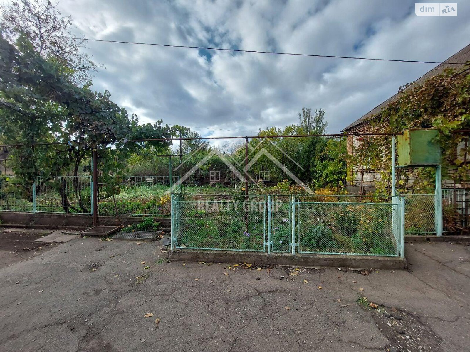 одноэтажный дом с гаражом, 133.2 кв. м, шлакоблок. Продажа в Кривом Роге район Центрально-Городской фото 1