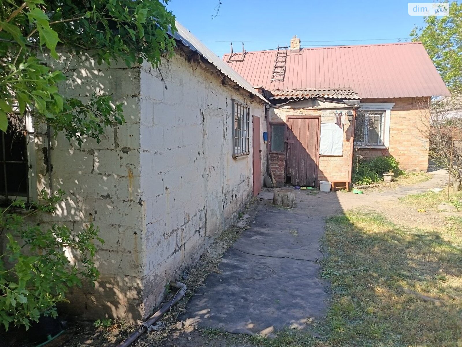 одноэтажный дом с гаражом, 48 кв. м, кирпич. Продажа в Кривом Роге район Центрально-Городской фото 1 одноэтажный дом с гаражом, 48 кв. м, кирпич. Продажа в Кривом Роге район Центрально-Городской фото 1