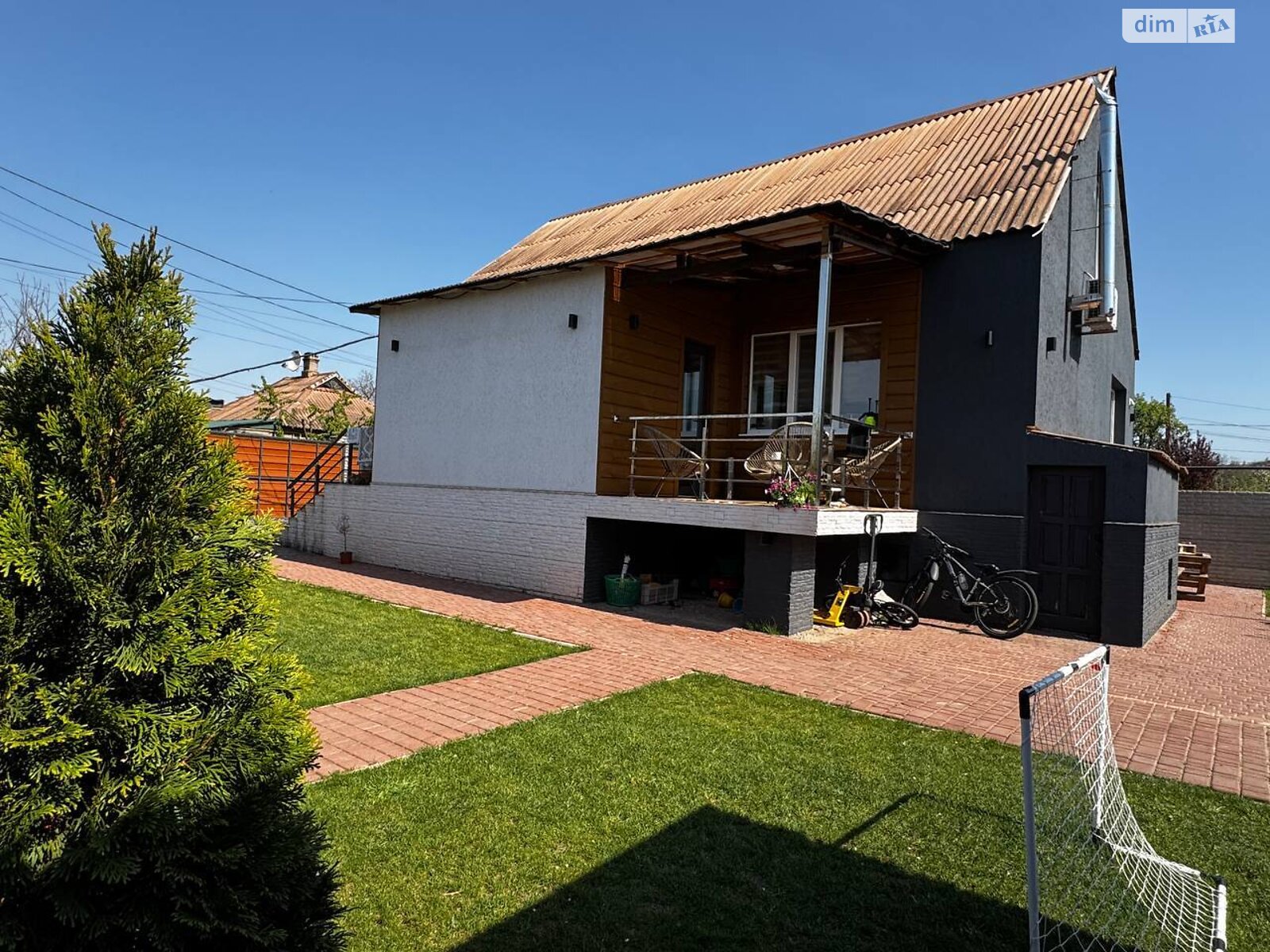 двухэтажный дом беседка, 140 кв. м, кирпич. Продажа в Кривом Роге район Центрально-Городской фото 1 двухэтажный дом беседка, 140 кв. м, кирпич. Продажа в Кривом Роге район Центрально-Городской фото 1