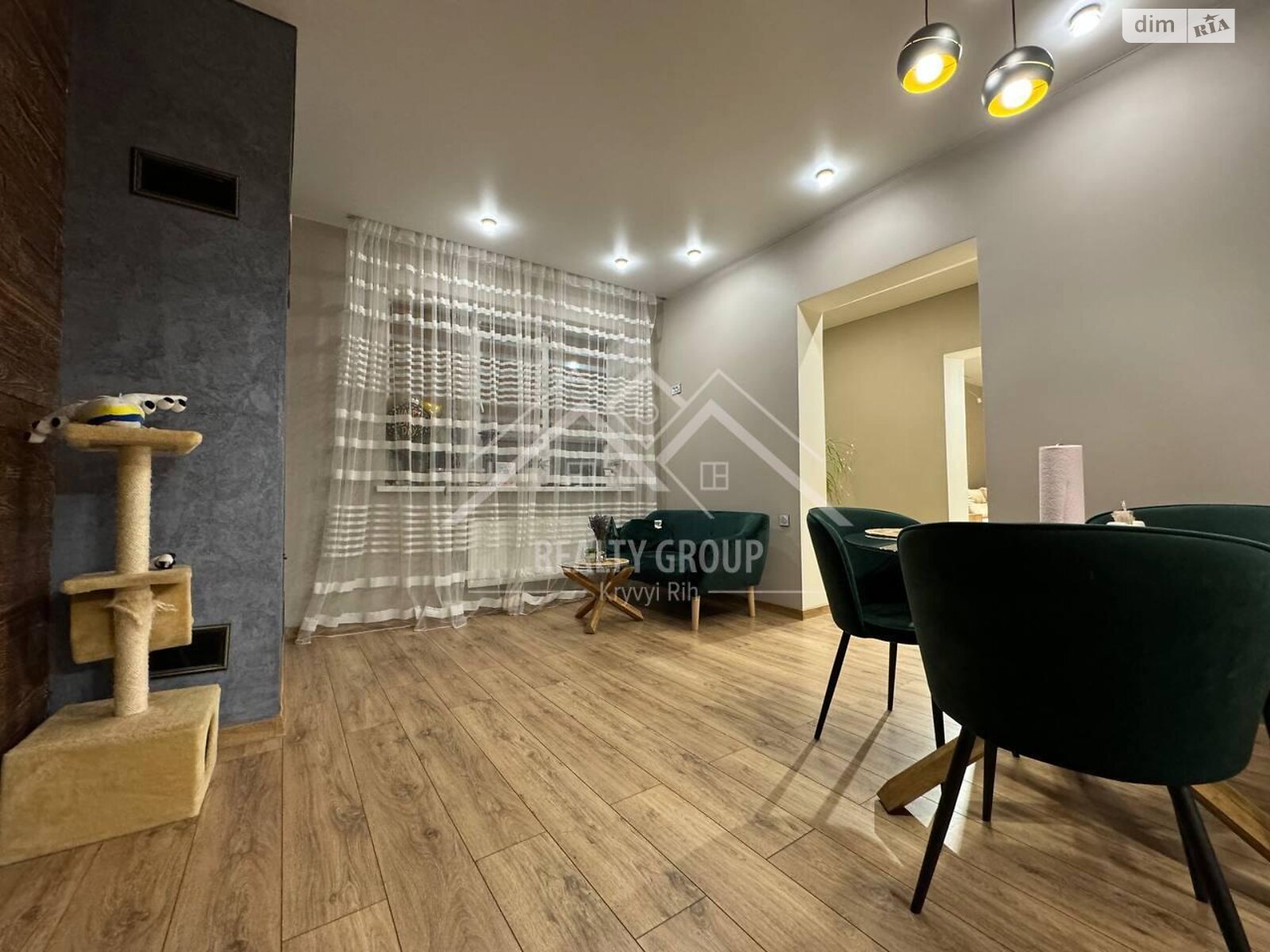 двухэтажный дом беседка, 140 кв. м, кирпич. Продажа в Кривом Роге район Центрально-Городской фото 1 двухэтажный дом беседка, 140 кв. м, кирпич. Продажа в Кривом Роге район Центрально-Городской фото 1