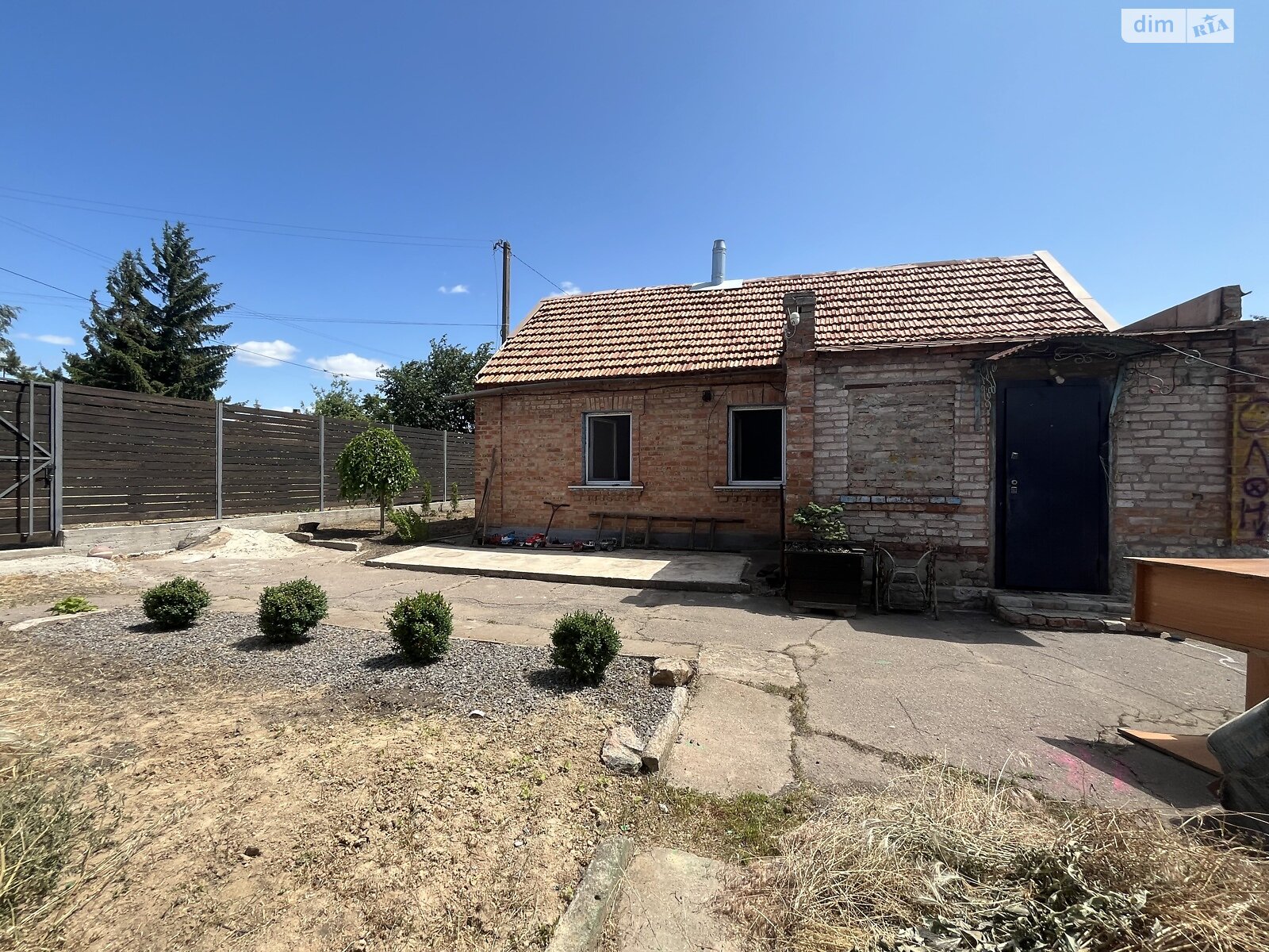 одноэтажный дом с отоплением, 36 кв. м, глинобитный. Продажа в Кривом Роге район Центрально-Городской фото 1 одноэтажный дом с отоплением, 36 кв. м, глинобитный. Продажа в Кривом Роге район Центрально-Городской фото 1