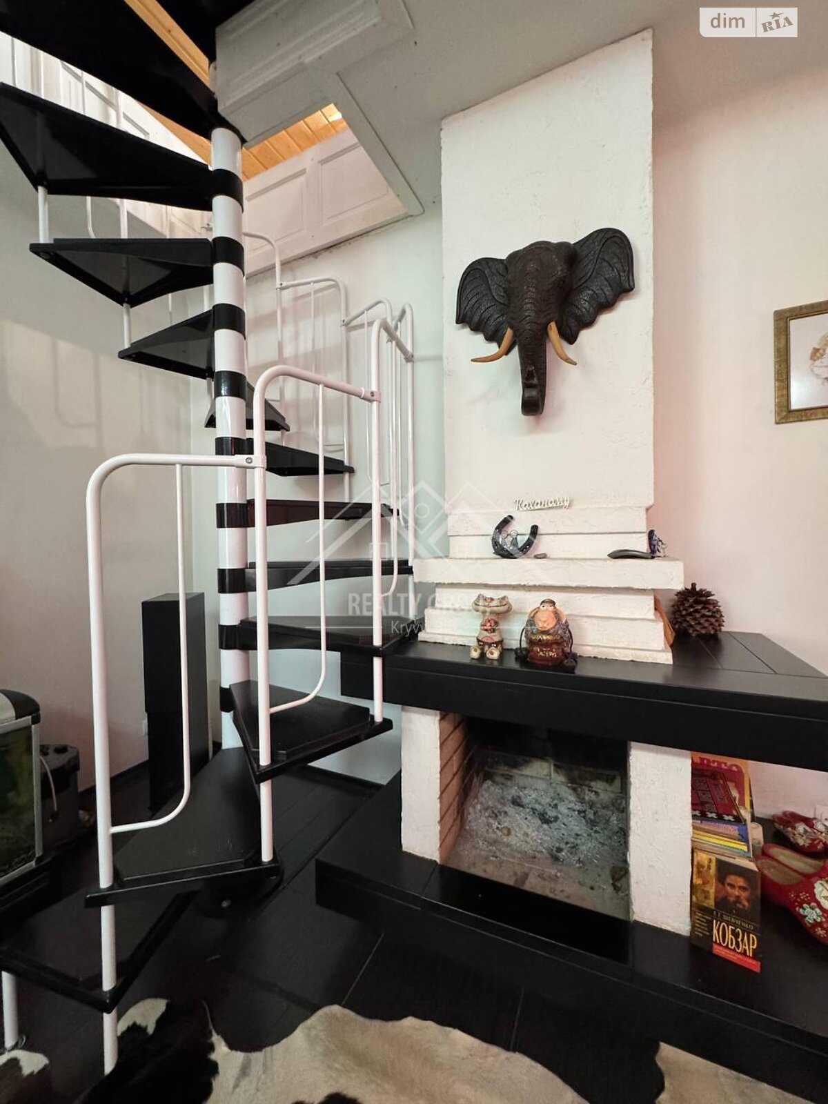 двухэтажный дом с верандой, 67.1 кв. м, кирпич. Продажа в Кривом Роге район Центрально-Городской фото 1 двухэтажный дом с верандой, 67.1 кв. м, кирпич. Продажа в Кривом Роге район Центрально-Городской фото 1