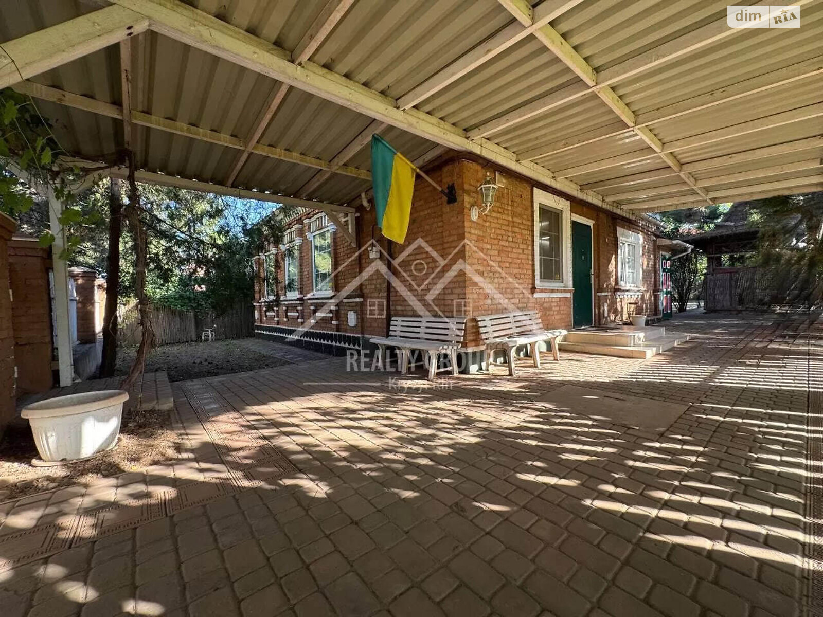 двухэтажный дом с верандой, 67.1 кв. м, кирпич. Продажа в Кривом Роге район Центрально-Городской фото 1 двухэтажный дом с верандой, 67.1 кв. м, кирпич. Продажа в Кривом Роге район Центрально-Городской фото 1